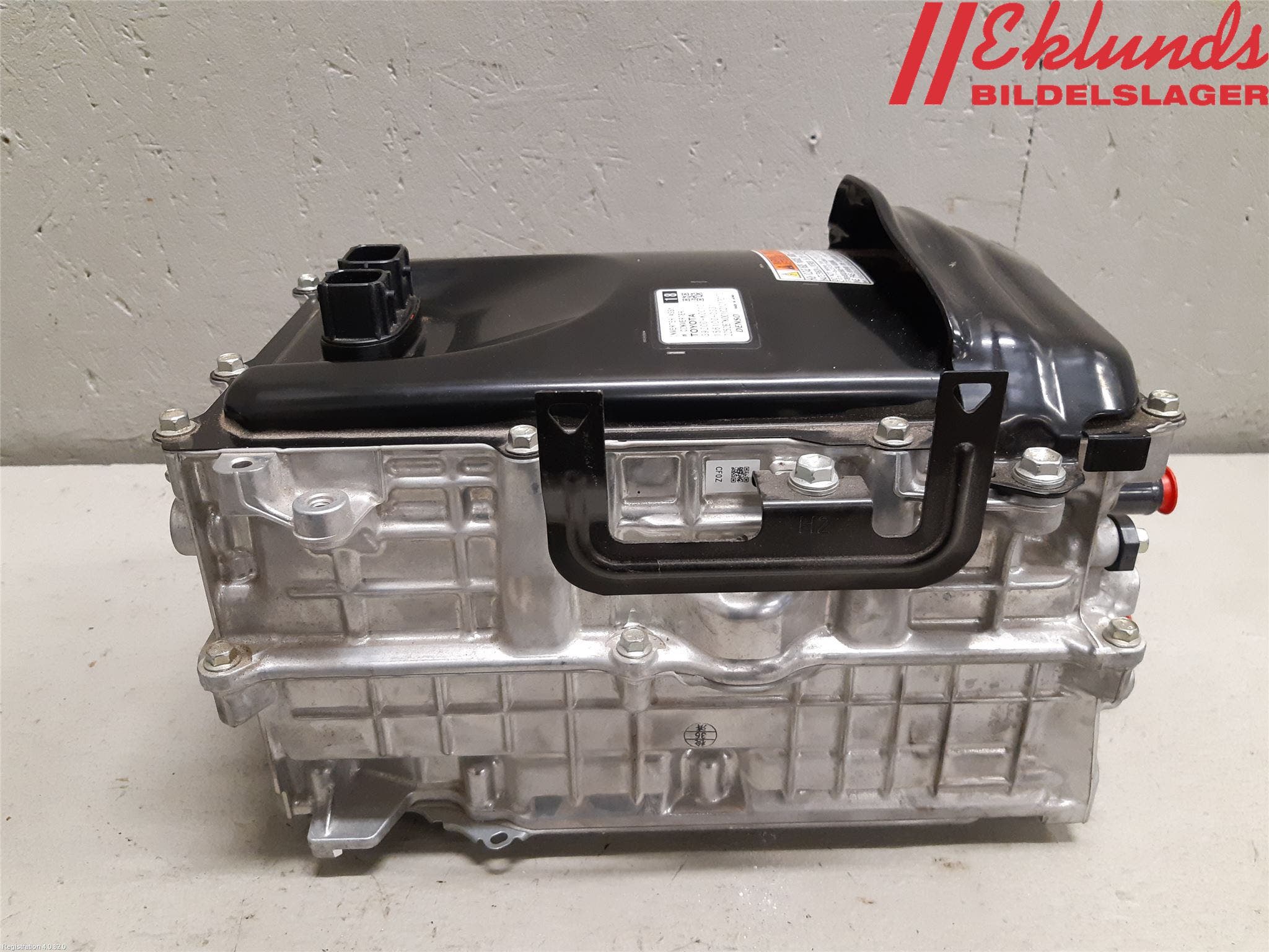 Toyota YARIS XP21 20- Inverter Hybrid