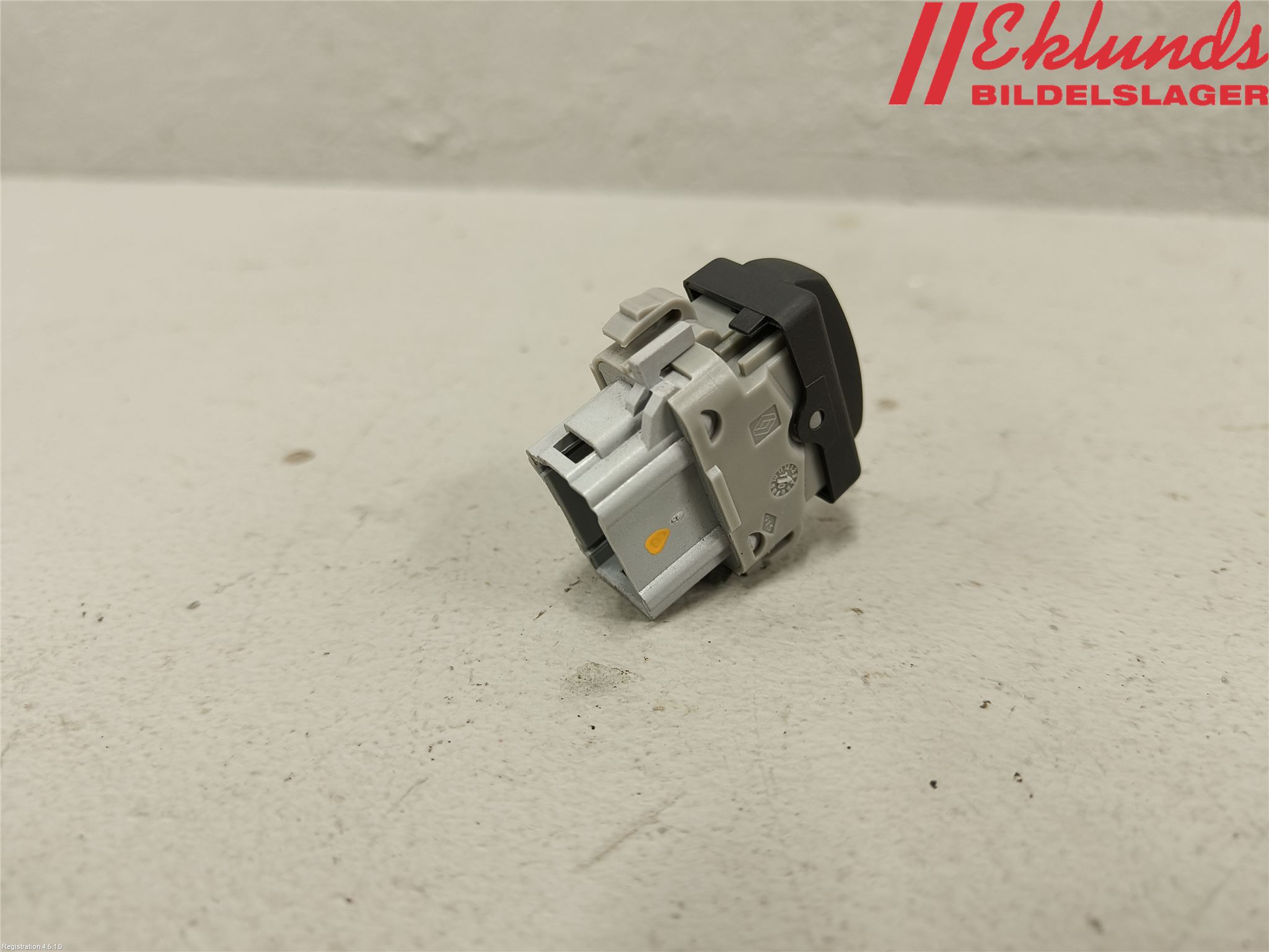 Renault CLIO III  09-12 Strömställare Antisladd