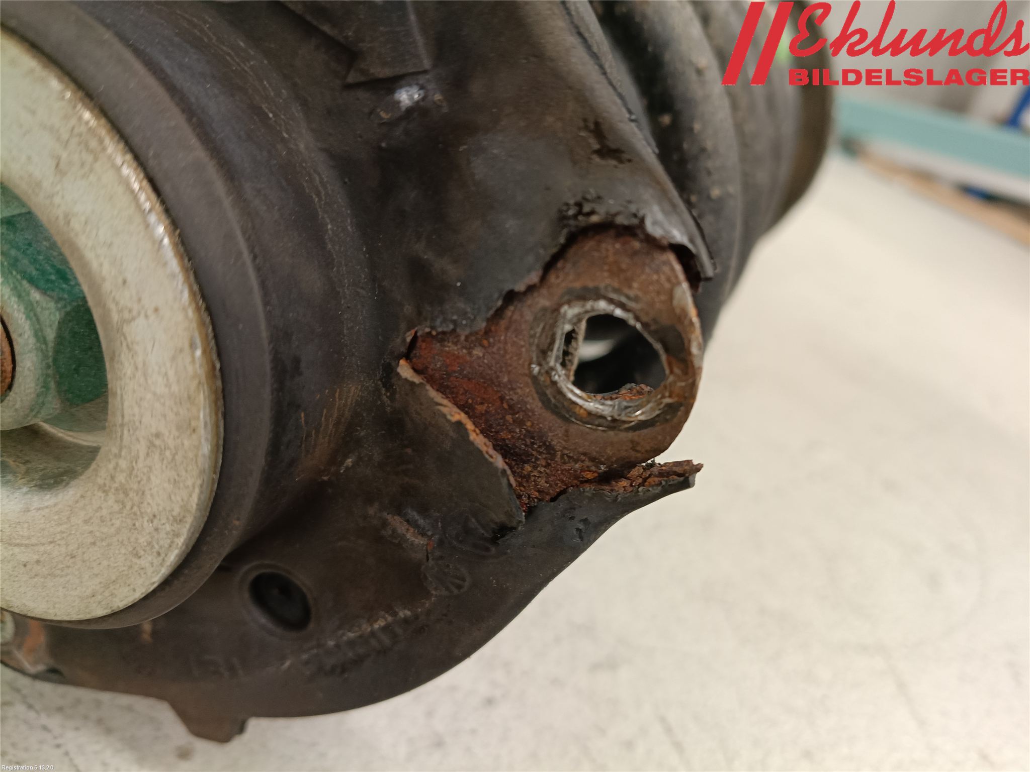 Volkswagen VW TIGUAN 07-16 Fjäderben Fram Höger