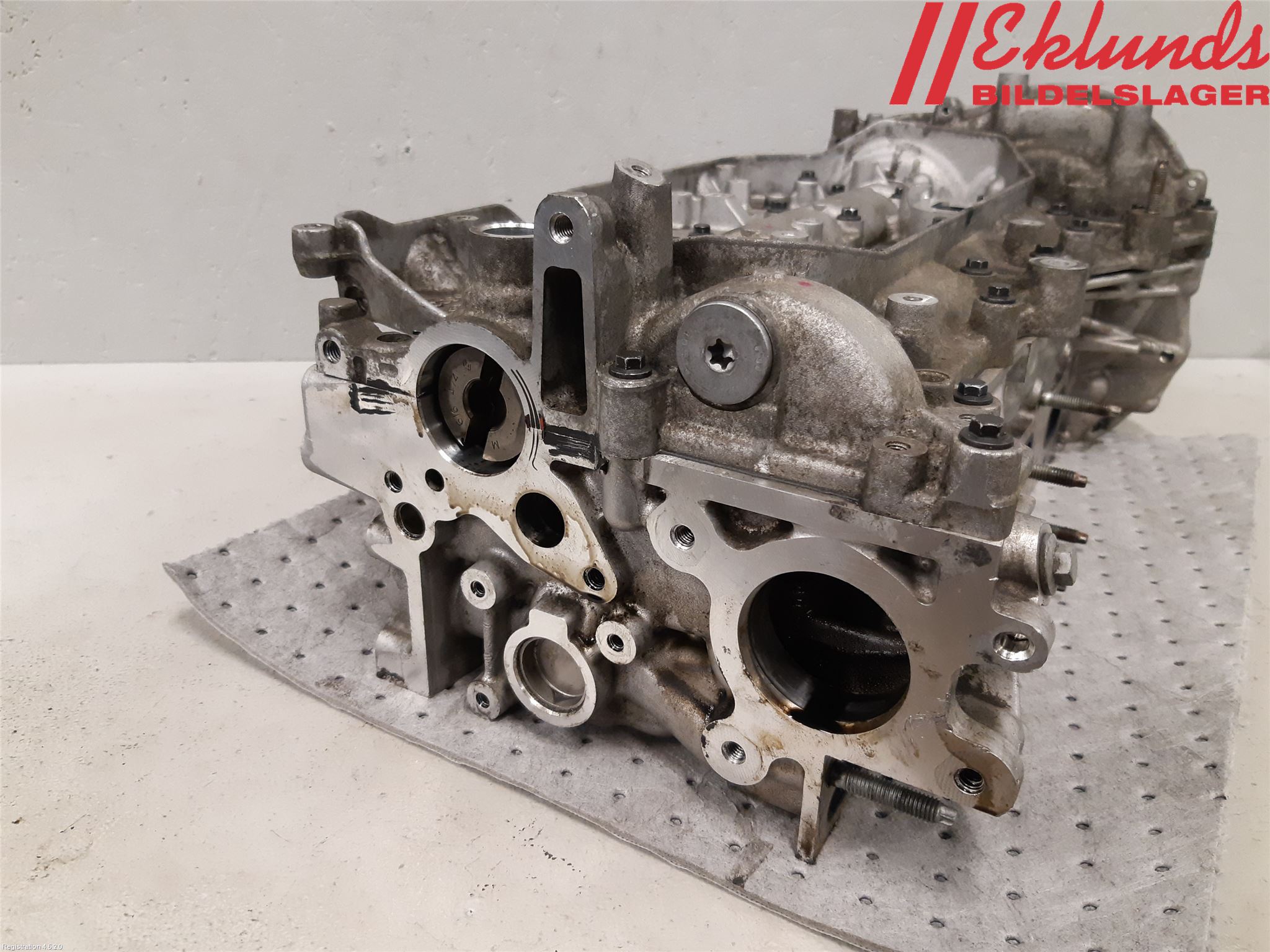 Renault TRAFIC/E-TECH 15- Topplock Diesel