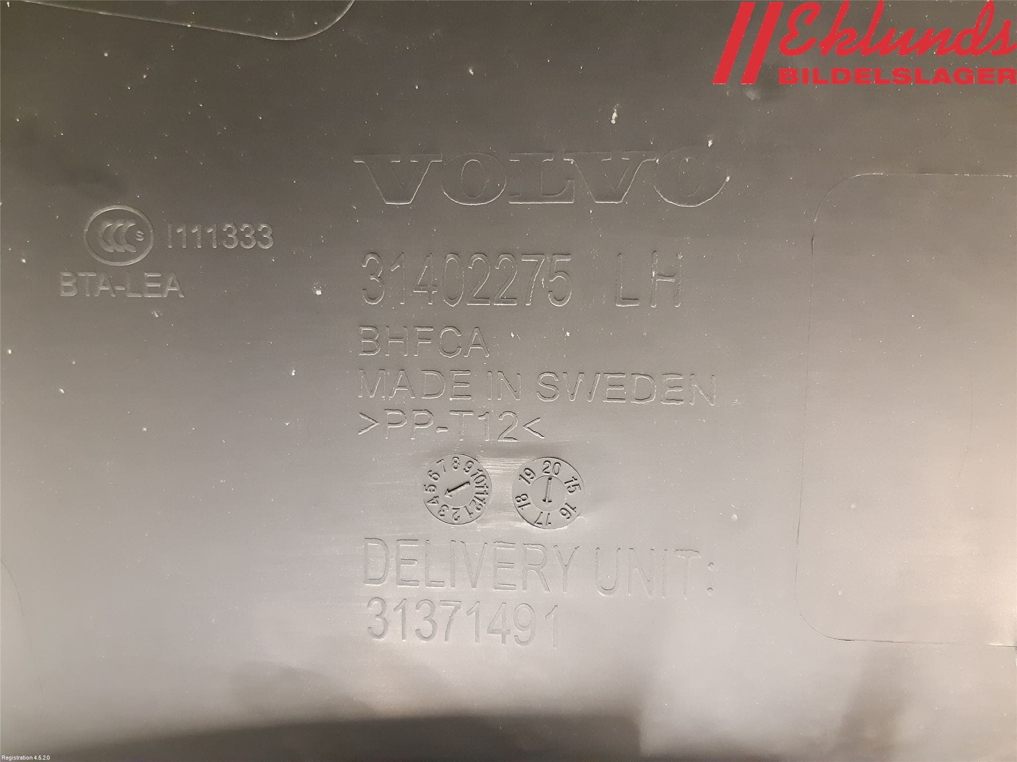 Volvo V90 17->> Täckplast Front