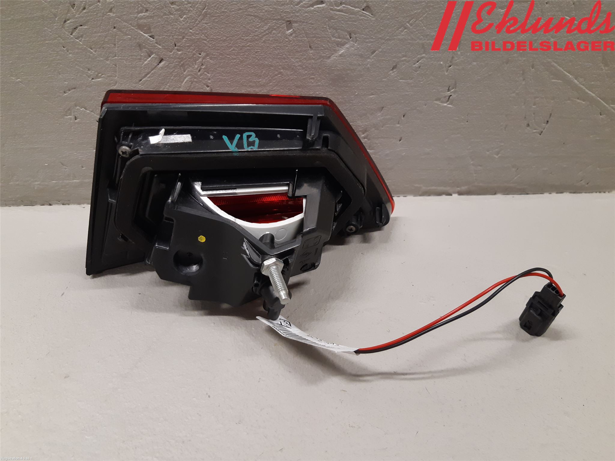 Renault CLIO IV 12-16 Bakljus Lucka Vä