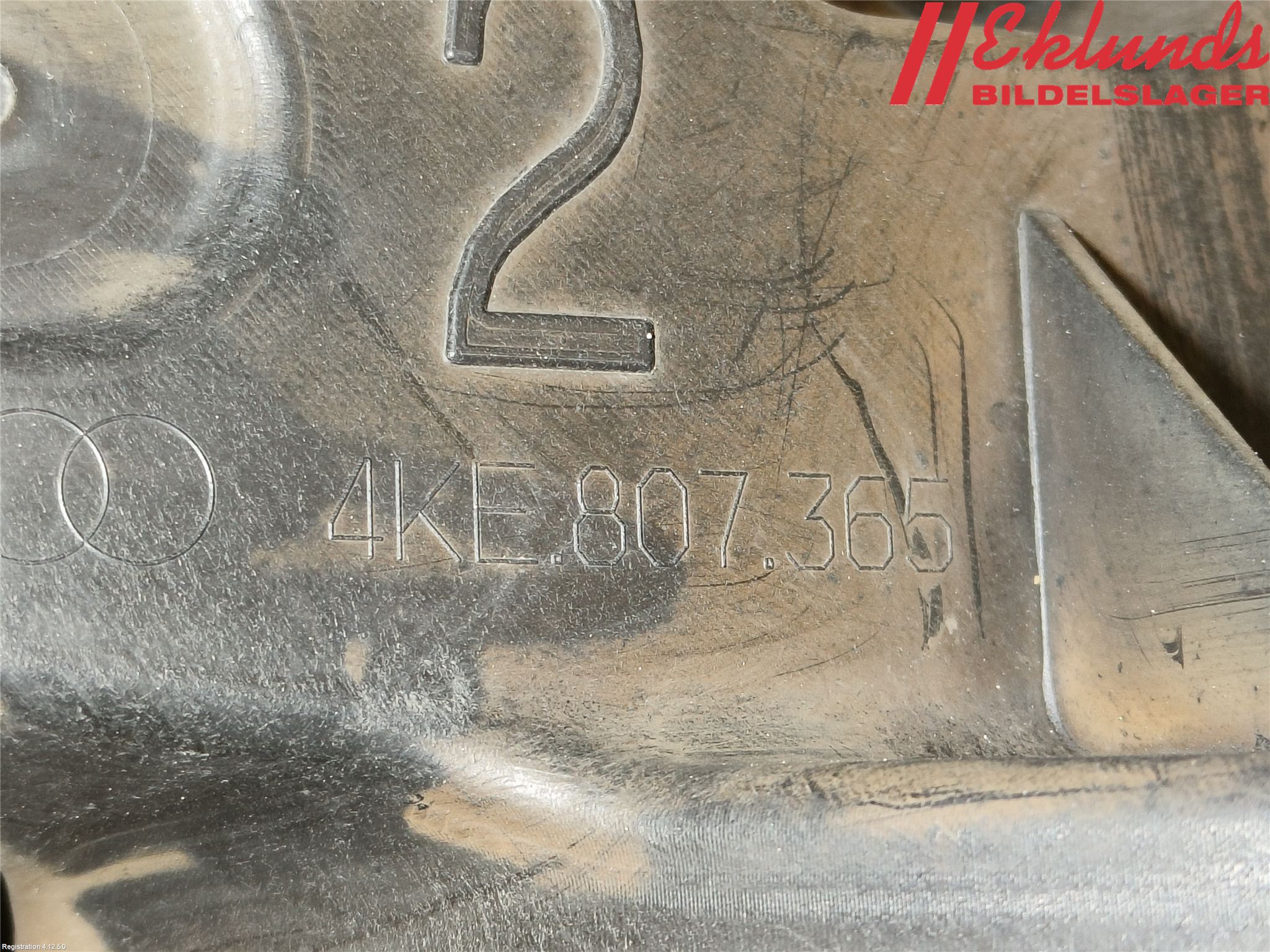 Audi E-TRON, S GE 19- Stötfångarfäste Bak Vä