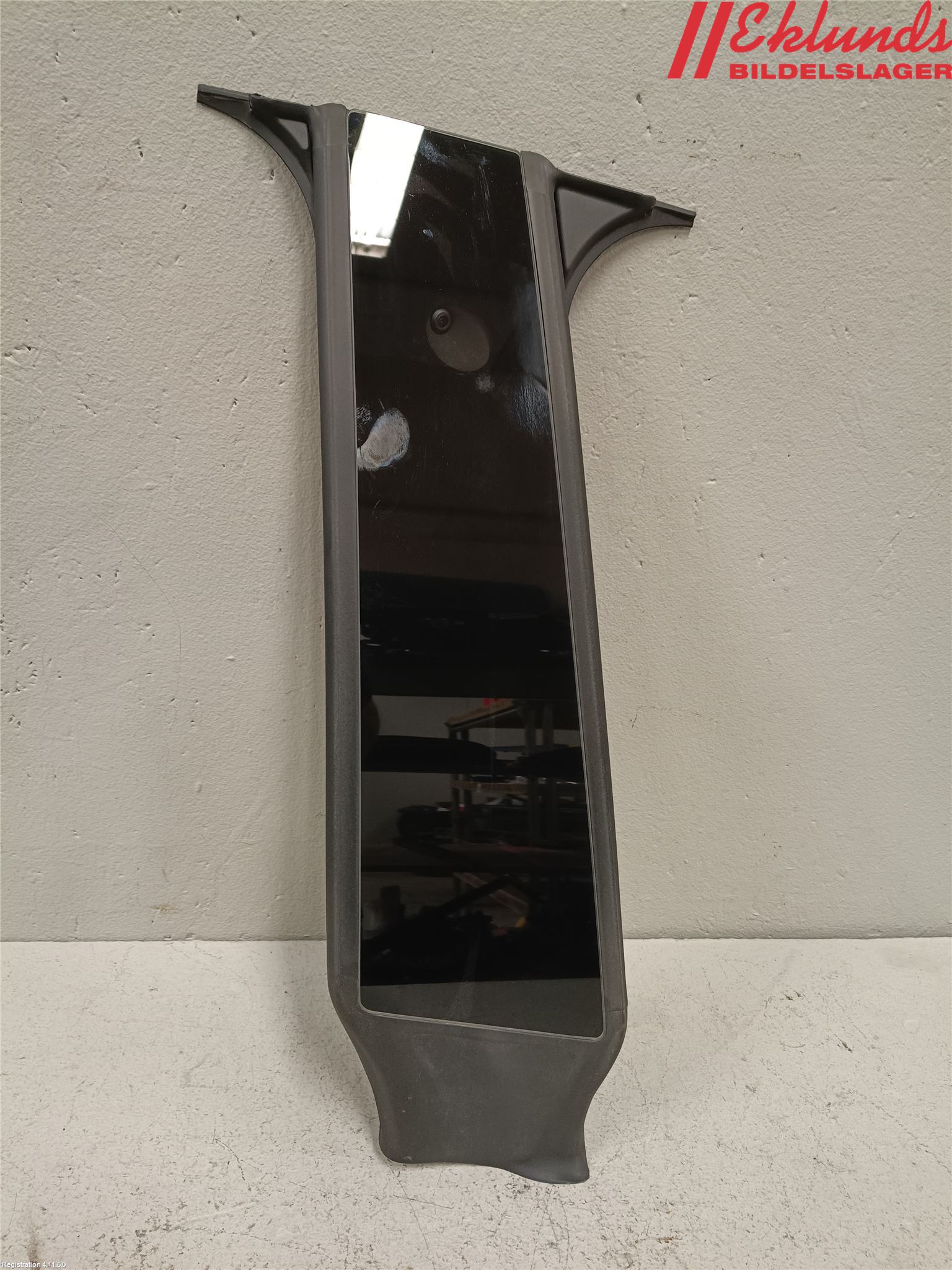 Tesla MODEL Y 21- List Hö