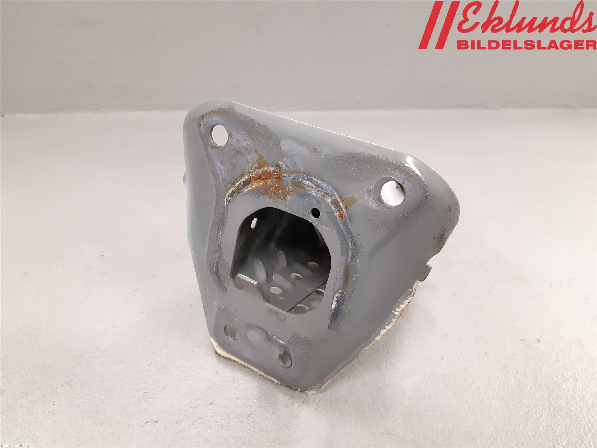 Toyota COROLLA 19- Stötfångarbärjärn Bak