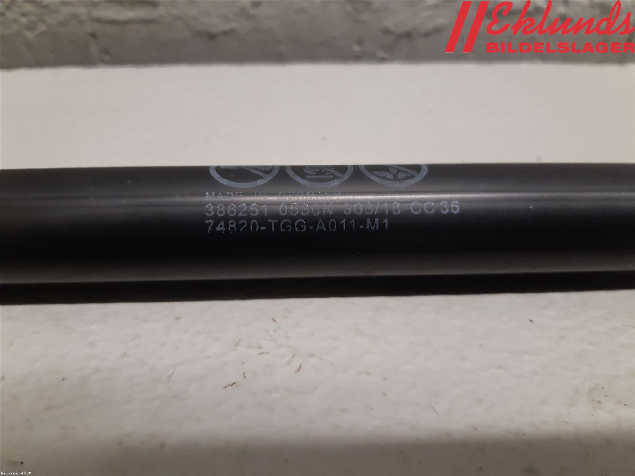 Honda CIVIC 17-22 Gasfjäder Baklucka