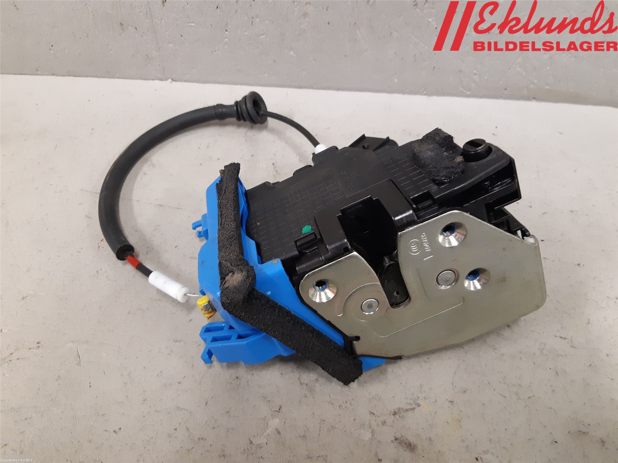 Kia CEED 12-18 Låskista-Dörrlås