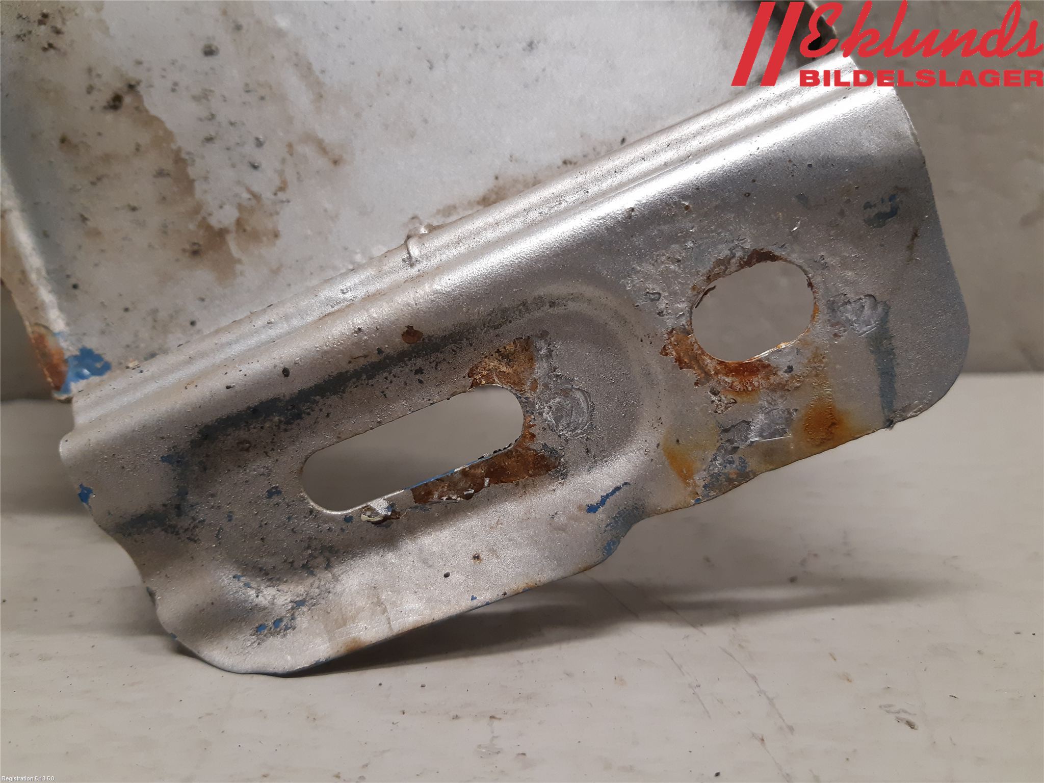 Volvo V60 11-13 Skärm Fram Höger