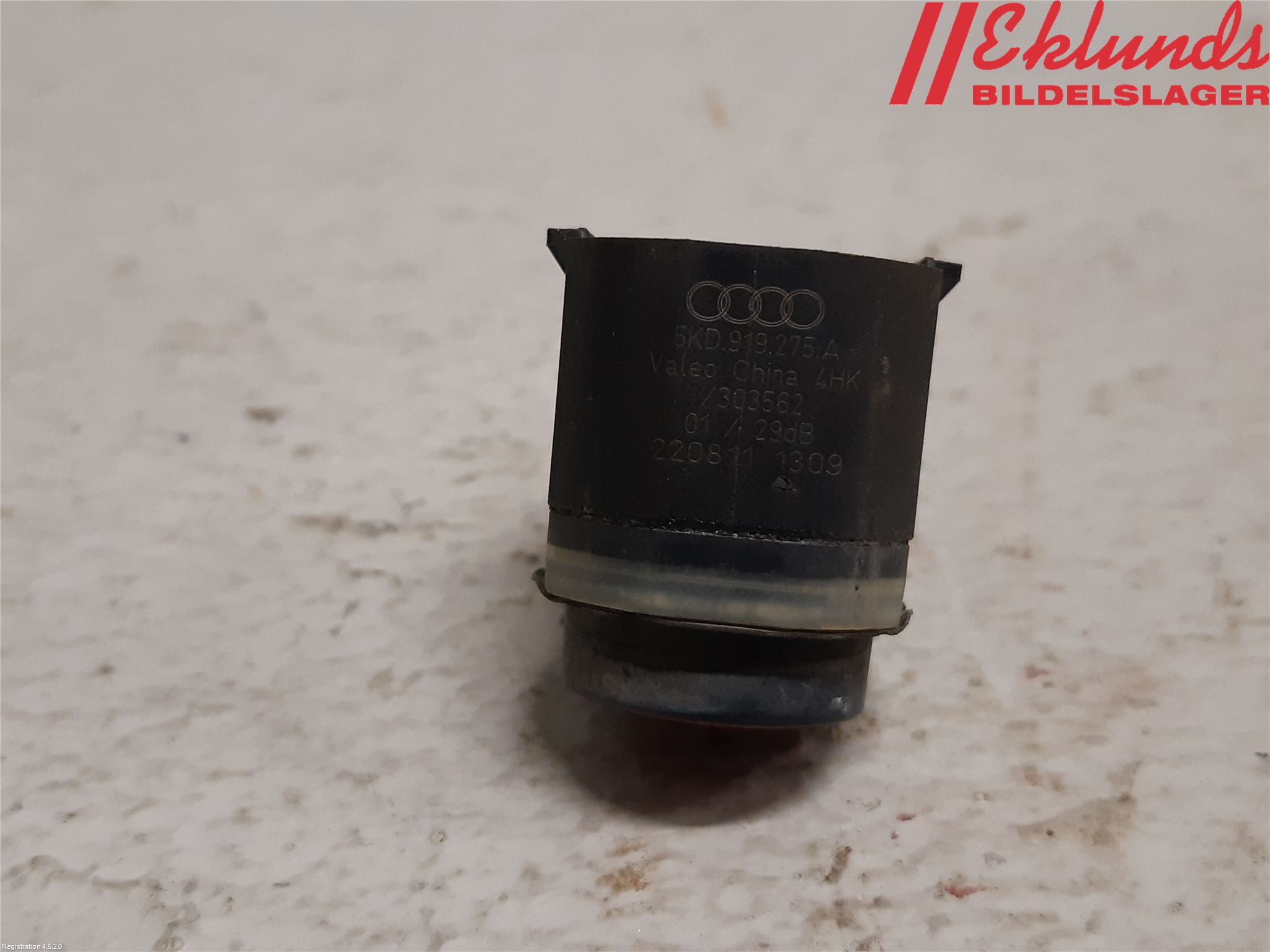 Volkswagen VW PASSAT 11-14 Parkeringshjälp Frontsensor