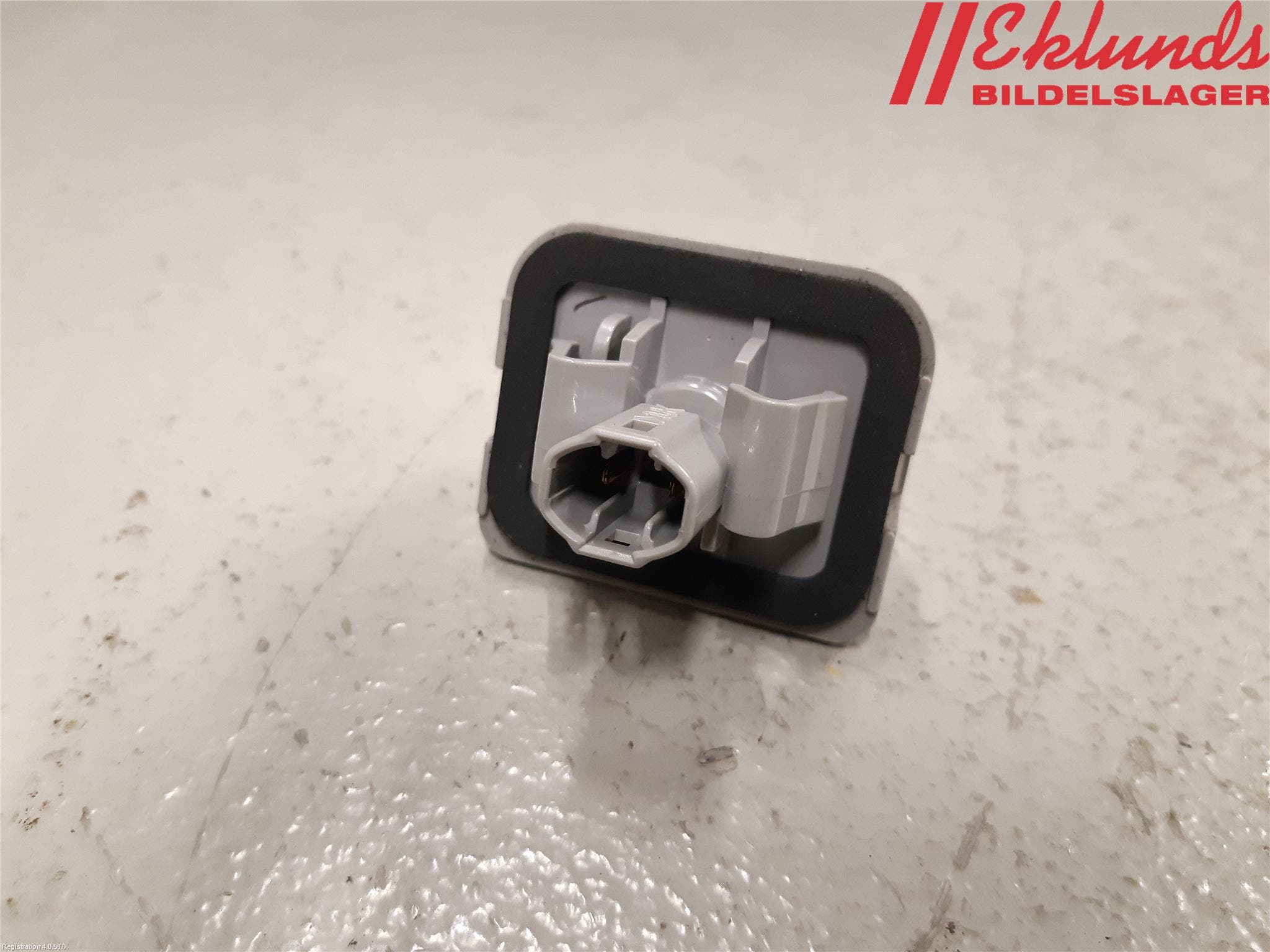 Mazda CX-5 12-17 Skylt Belysning