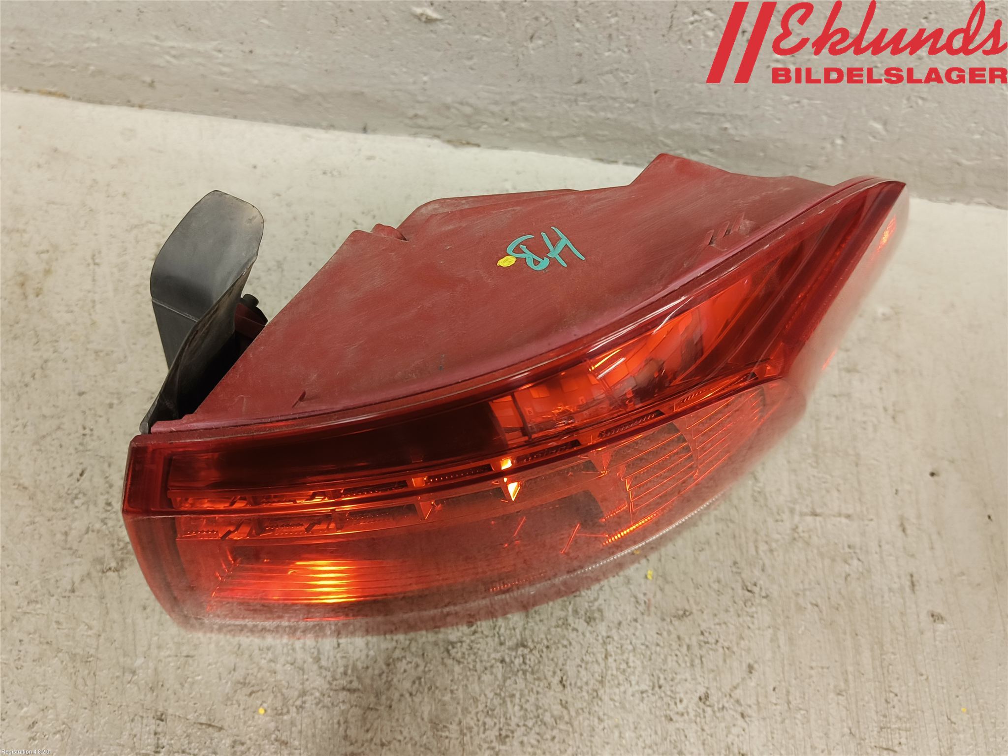 Volkswagen VW PASSAT 11-14 Bakljus Höger