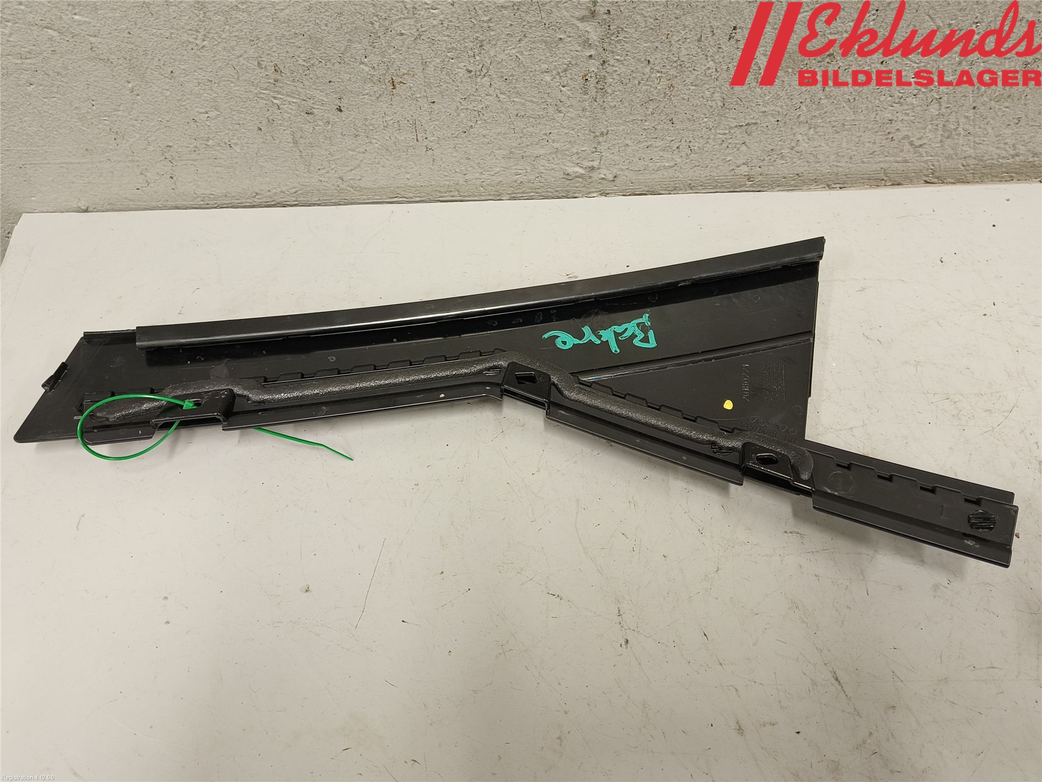 Volvo V90 17->> Dörr Dekorlist Bak Hö