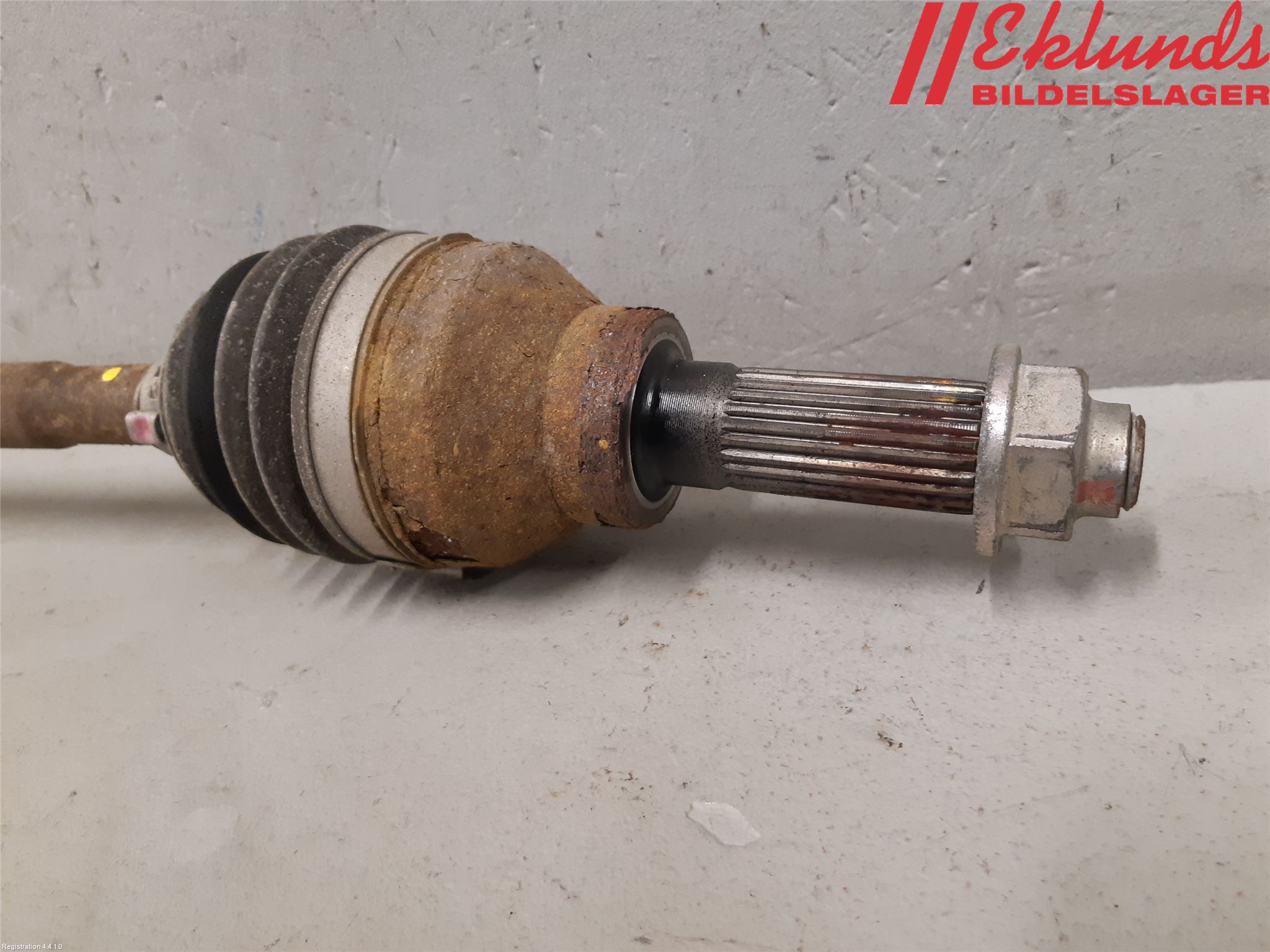 Suzuki SX4 10-13 Drivaxel Bak Vänster