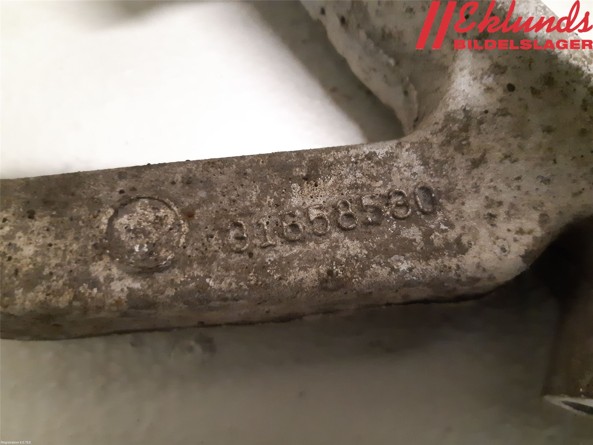 Volvo V90 17->> Hjullagerhus-Spindel Hö B