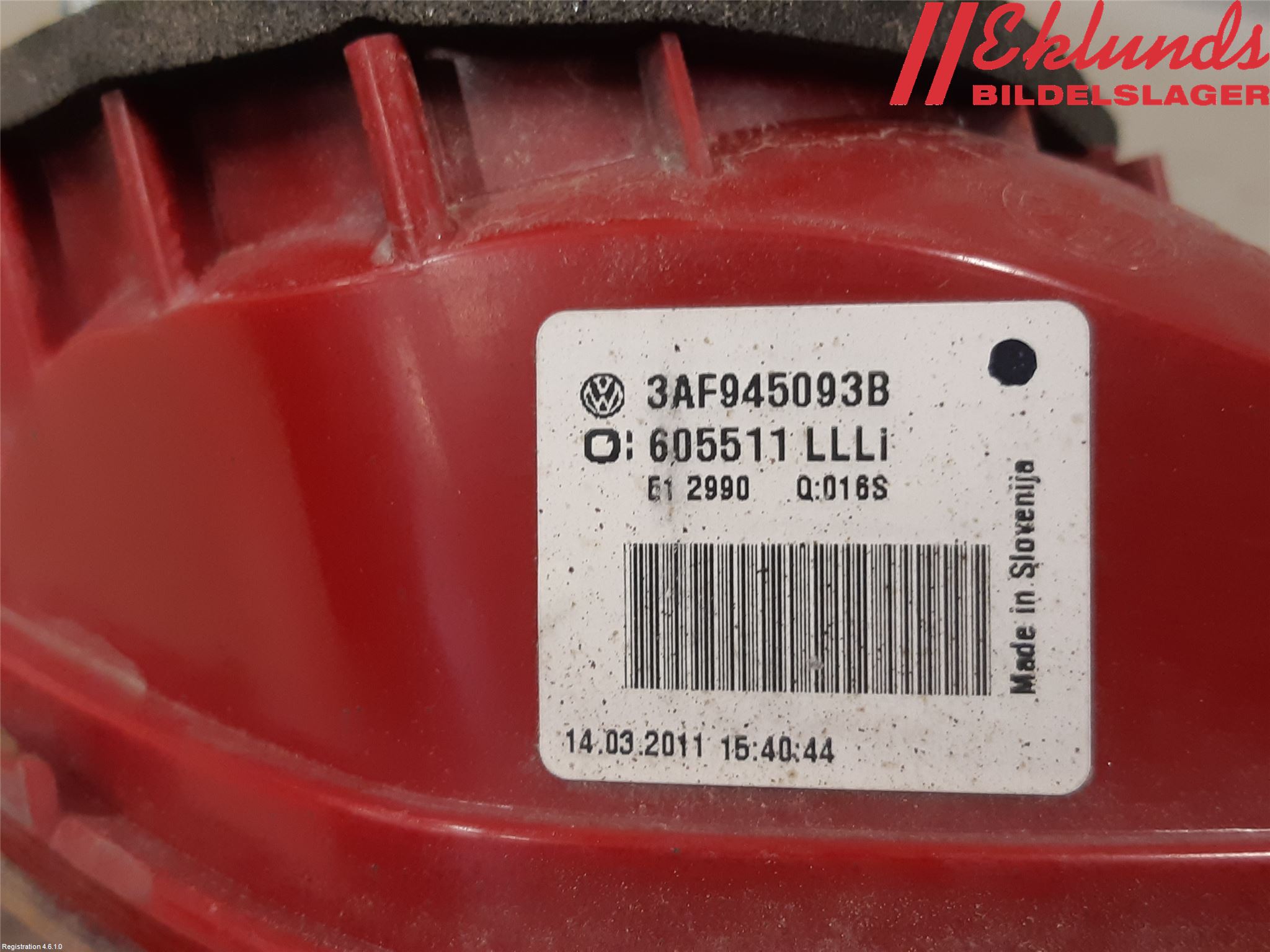 Volkswagen VW PASSAT 11-14 Bakljus Lucka Vä
