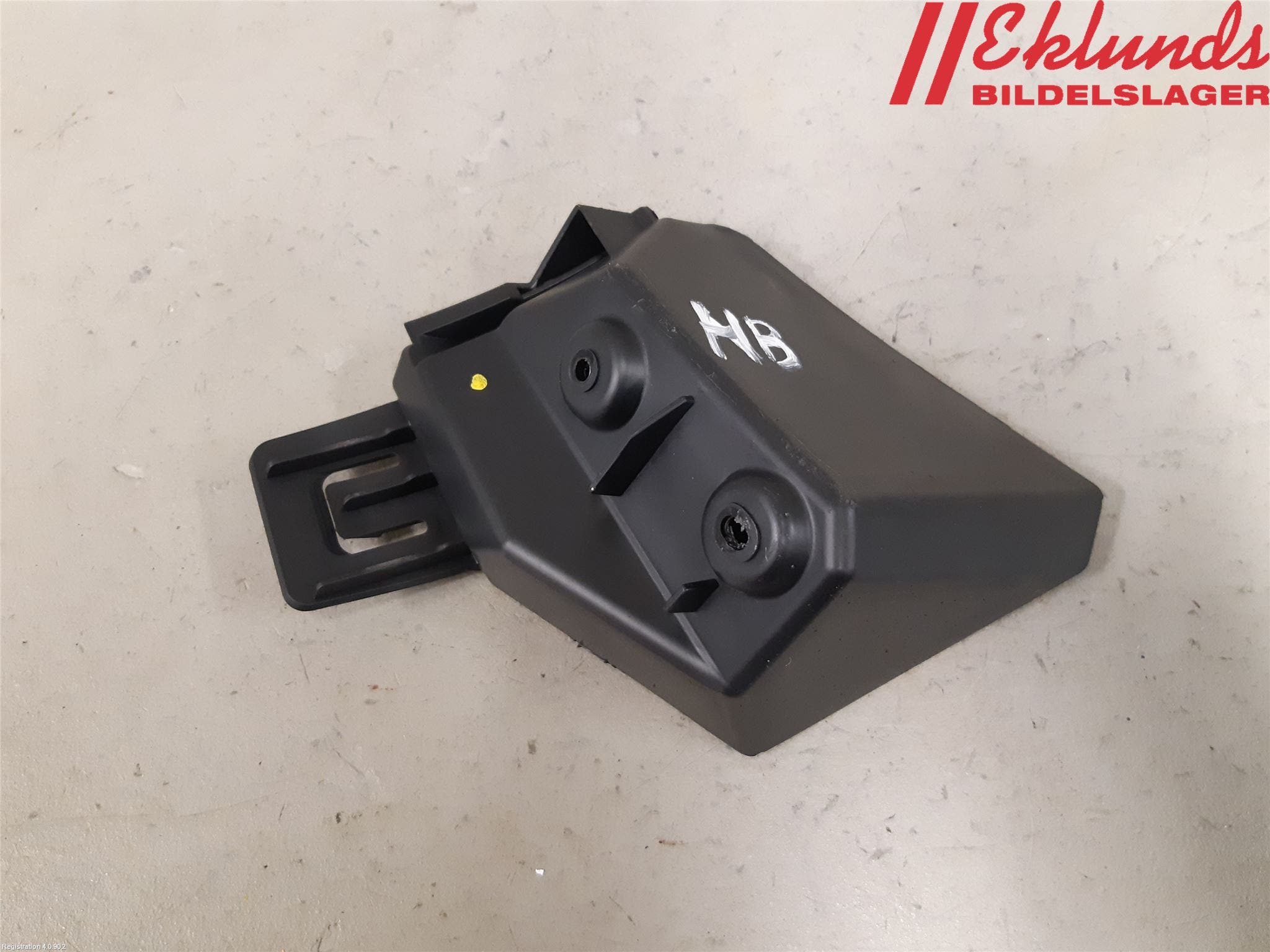 Ford FOCUS 11-14 Stötfångarfäste Bak Hö