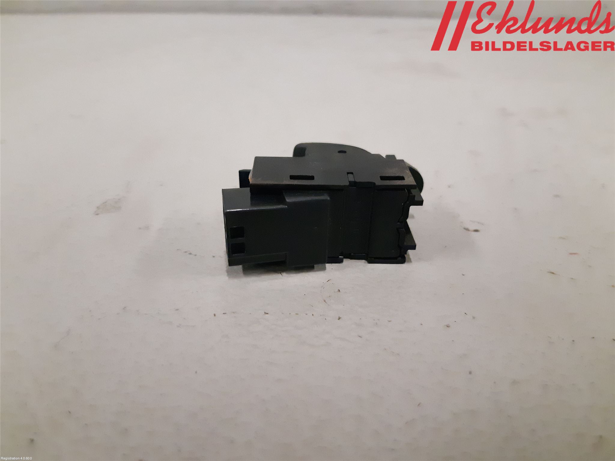 Volvo XC60 14-17 Strömställare Elhiss