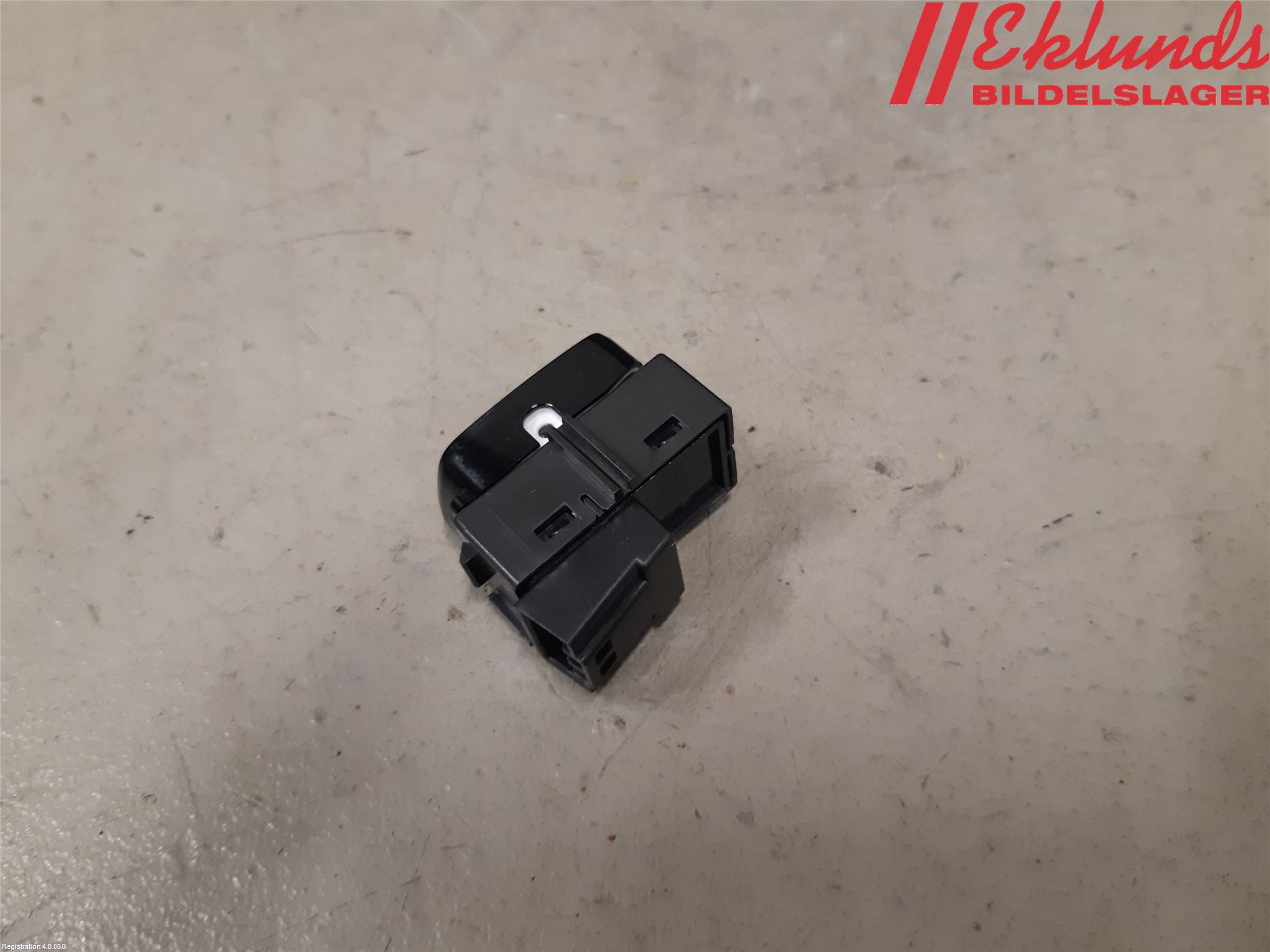 Volvo V90 17->> Strömställare Centrallås