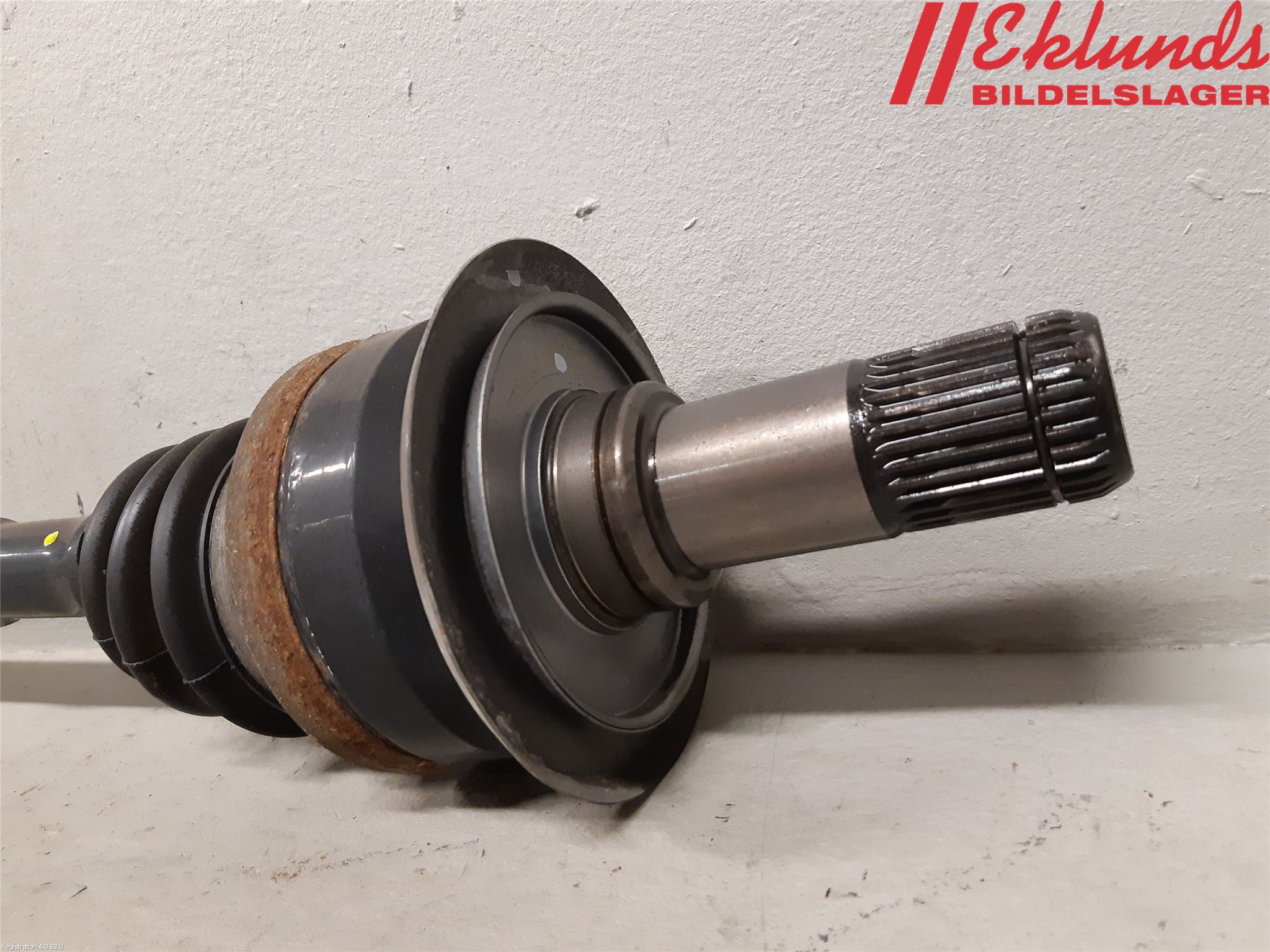 BMW 7 F01/02/03/04 09-15 Drivaxel Bak Höger