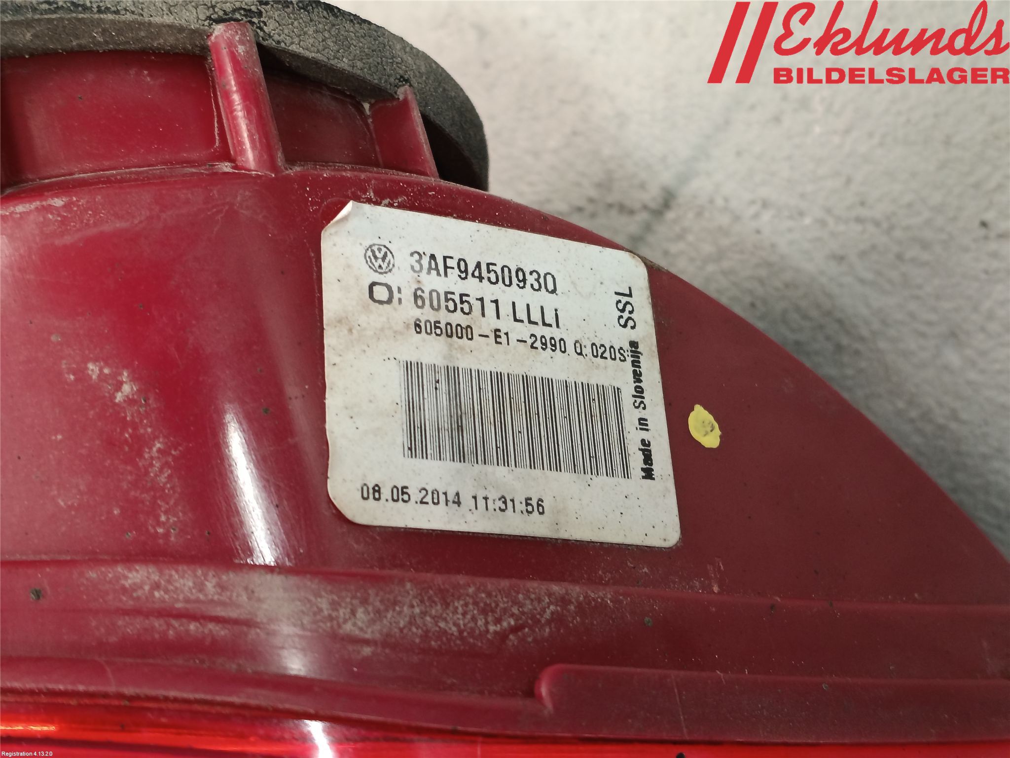 Volkswagen VW PASSAT 11-14 Bakljus Lucka Vä
