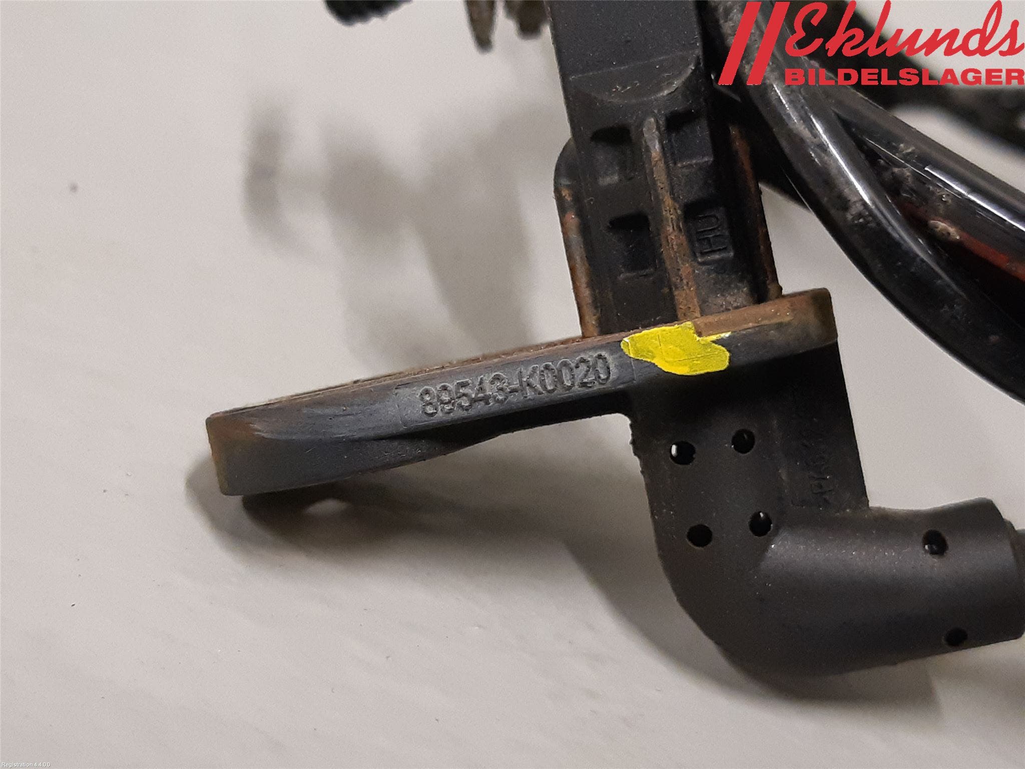 Toyota YARIS XP21 20- Abs Sensor