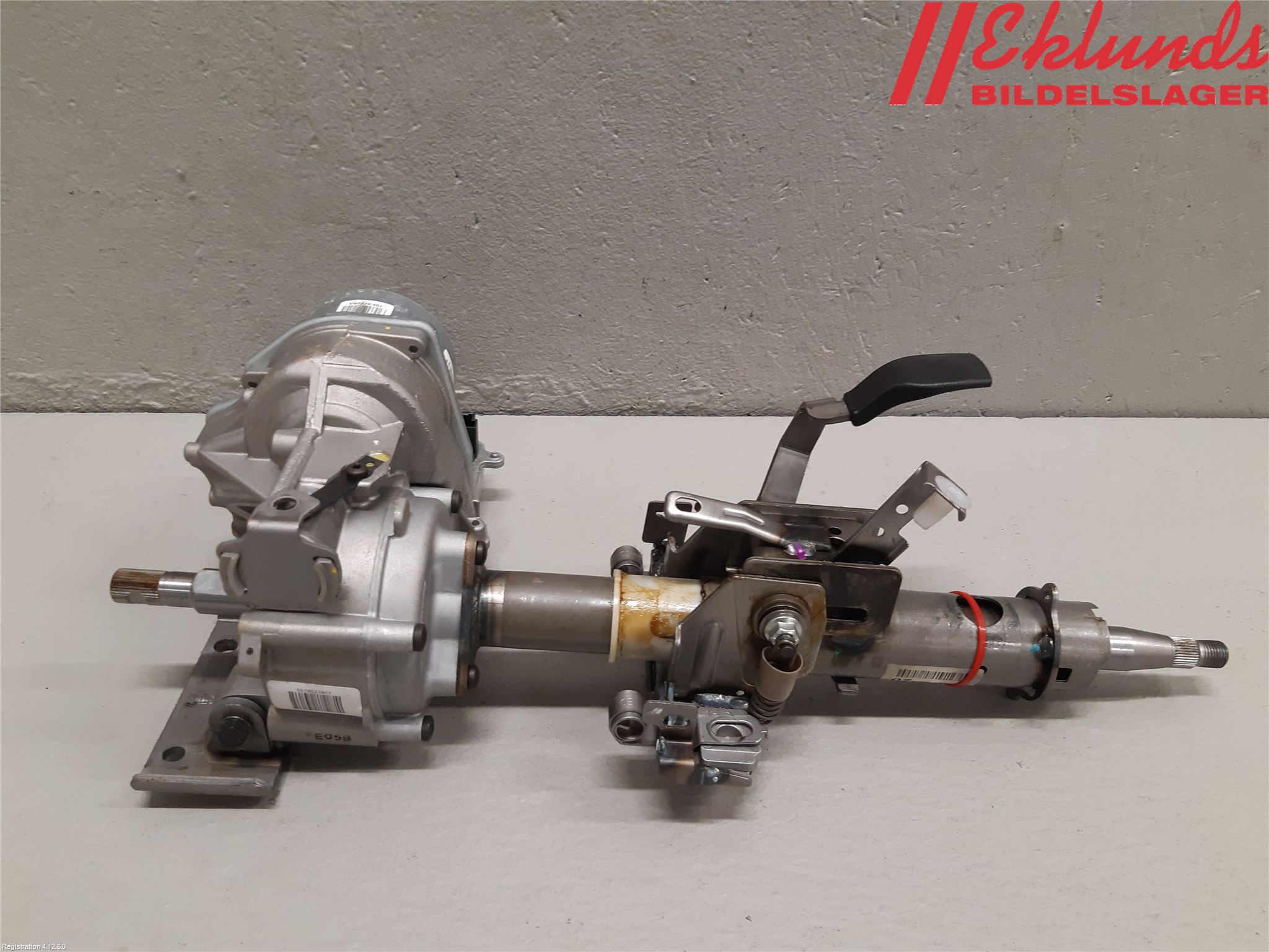 Kia CEED 06-12 Rattaxelagg Med Inb Servo