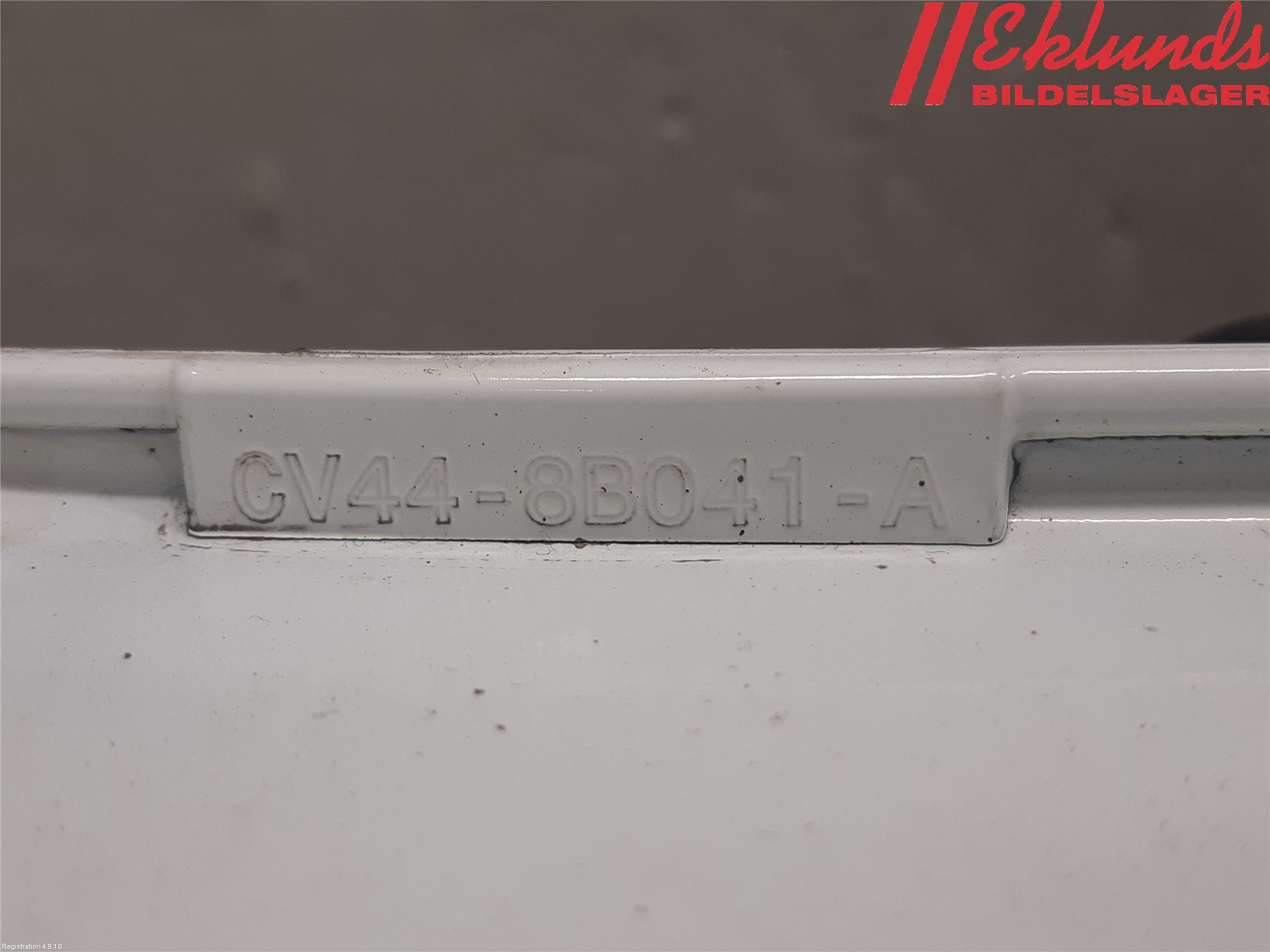 Ford KUGA 17-19 Frontplåt