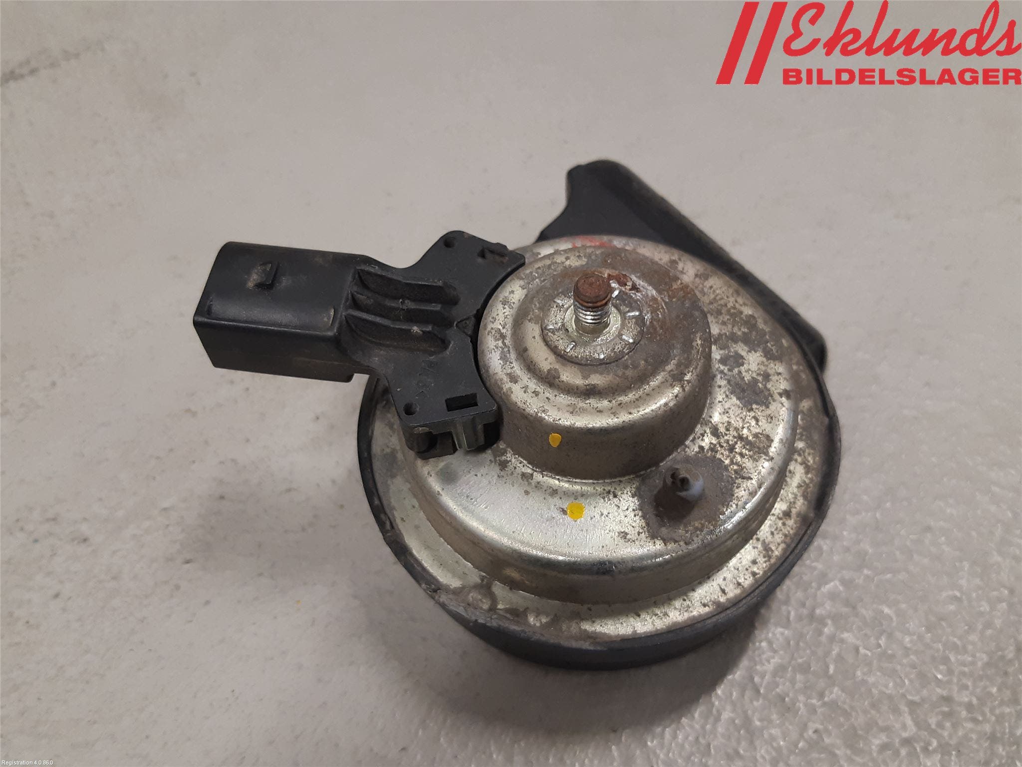 Volkswagen VW PASSAT 11-14 Signalhorn