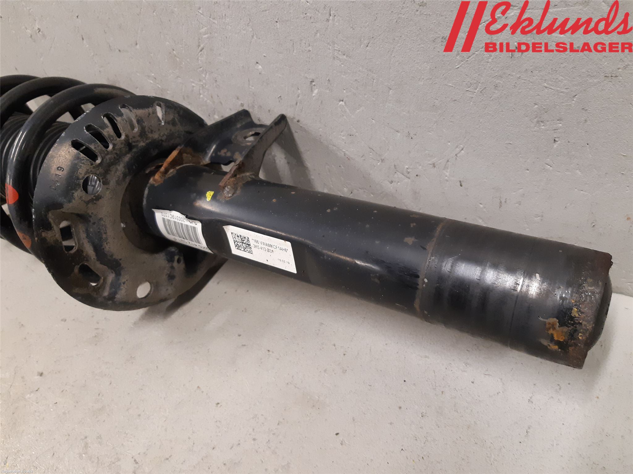 Volkswagen VW CADDY 16-20 Fjäderben Fram Höger