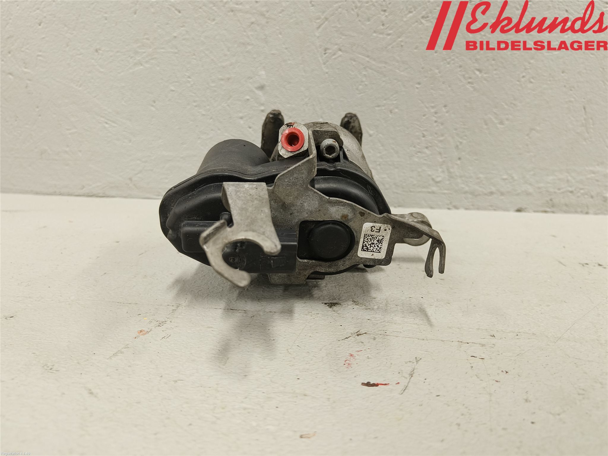 BMW 5 G30/G31/F90 17-23 Bromsok Bak Vänster