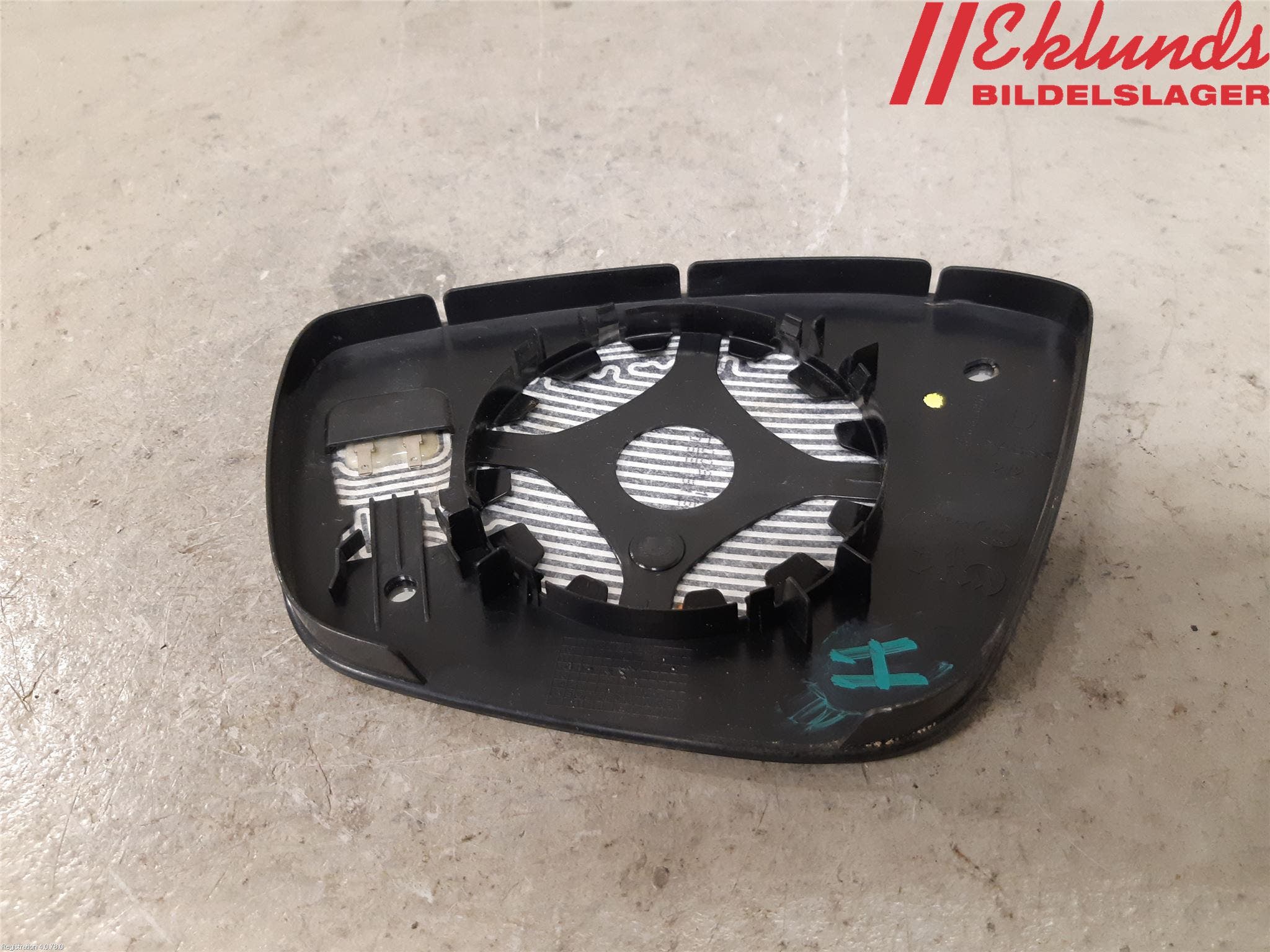 Peugeot 208 12-15 Spegelglas Hö