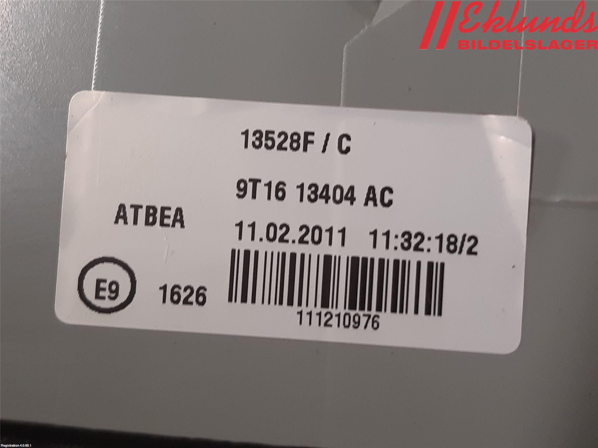 Ford TRANSIT CONNECT 09-13 Bakljus Höger