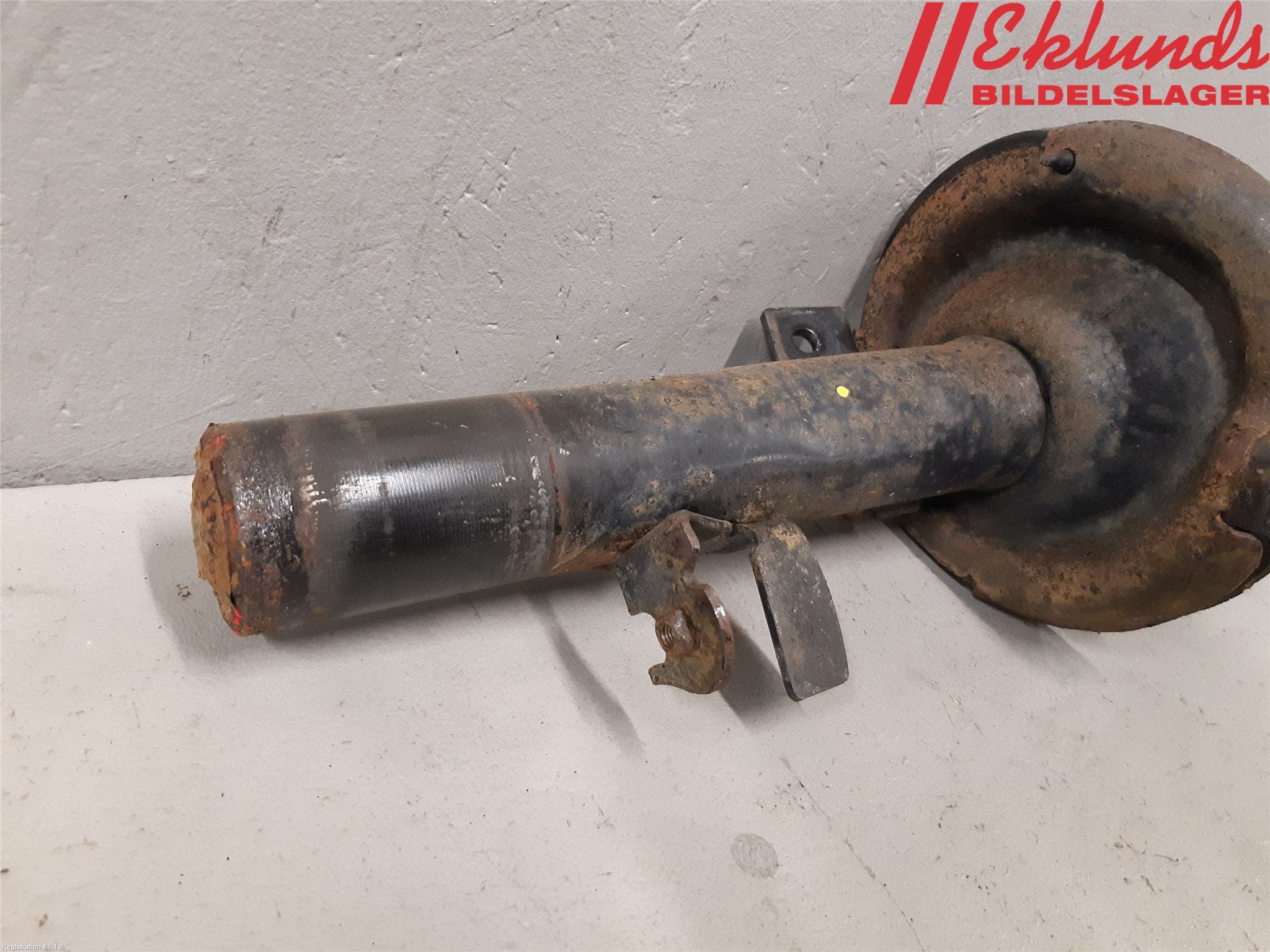 Ford FOCUS 11-14 Fjäderben Fram Höger