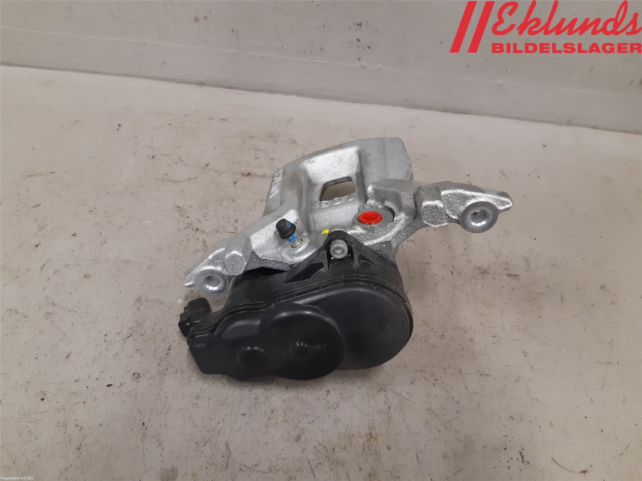 Lexus UX/300e 19- Bromsok Bak Höger