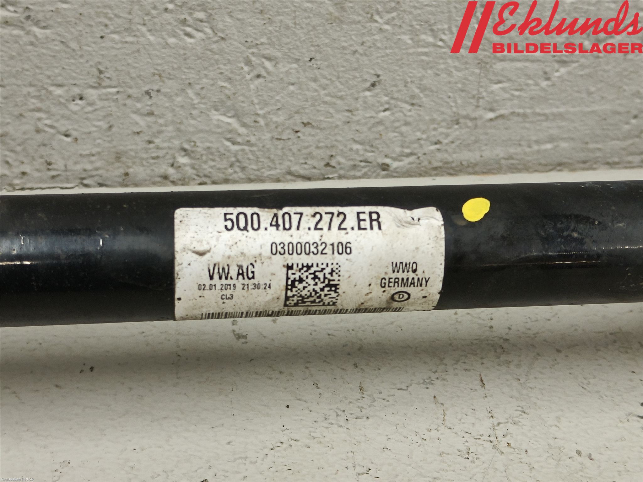 Volkswagen VW CADDY 16-20 Drivaxel Fram Höger