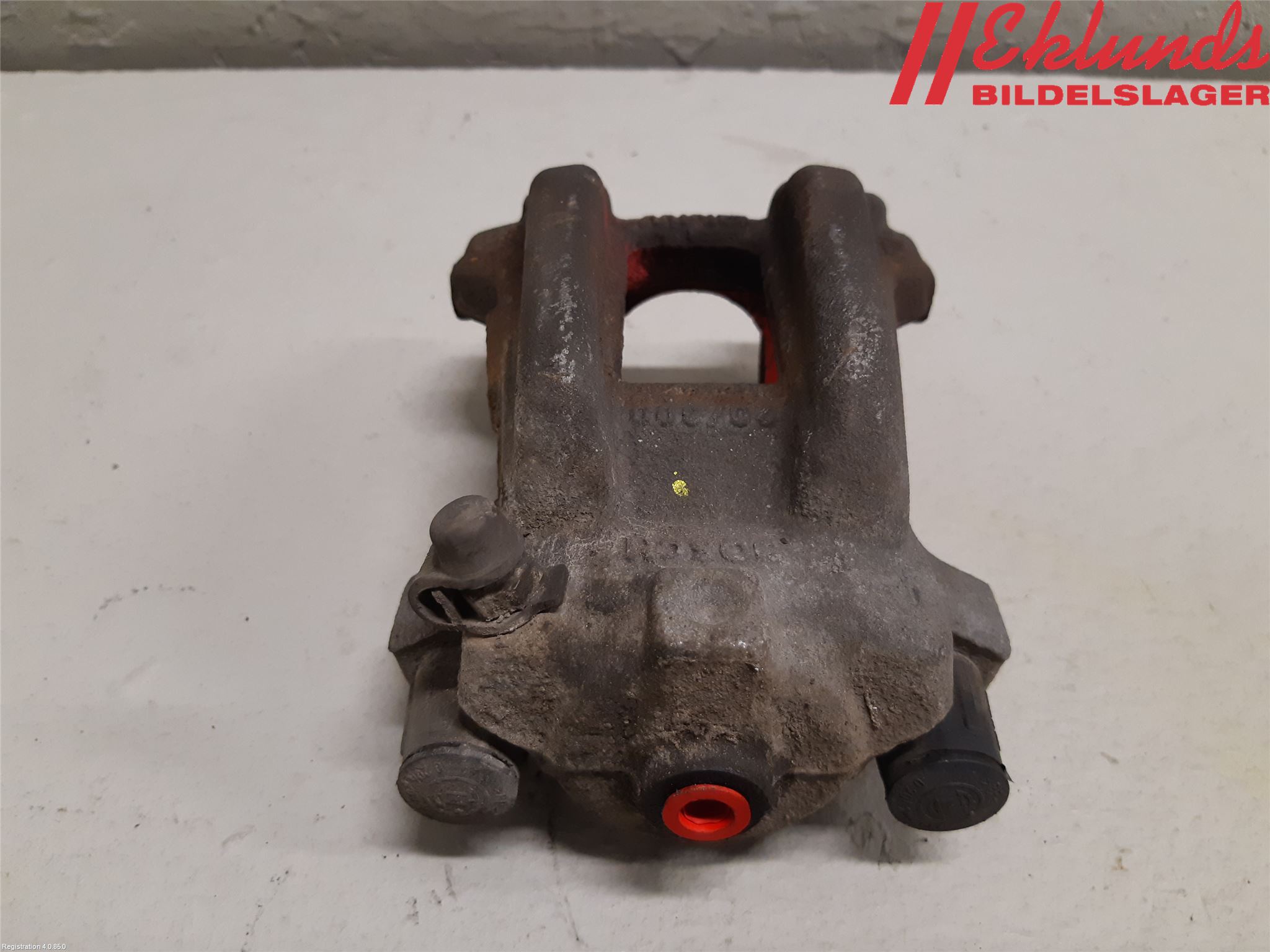 BMW 4 F32/F33/F82/F83 13-20 Bromsok Bak Vänster