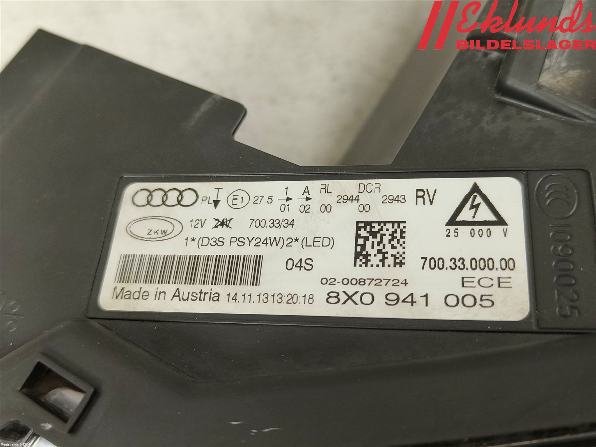 Audi A1/S1 11-18 Strålkastare Vänster