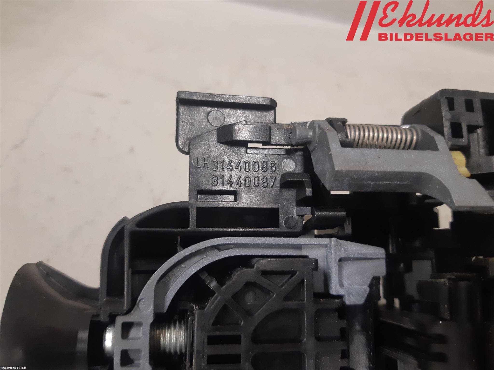 Volvo V40 12-19 Dörrhandtag Yttre Vä