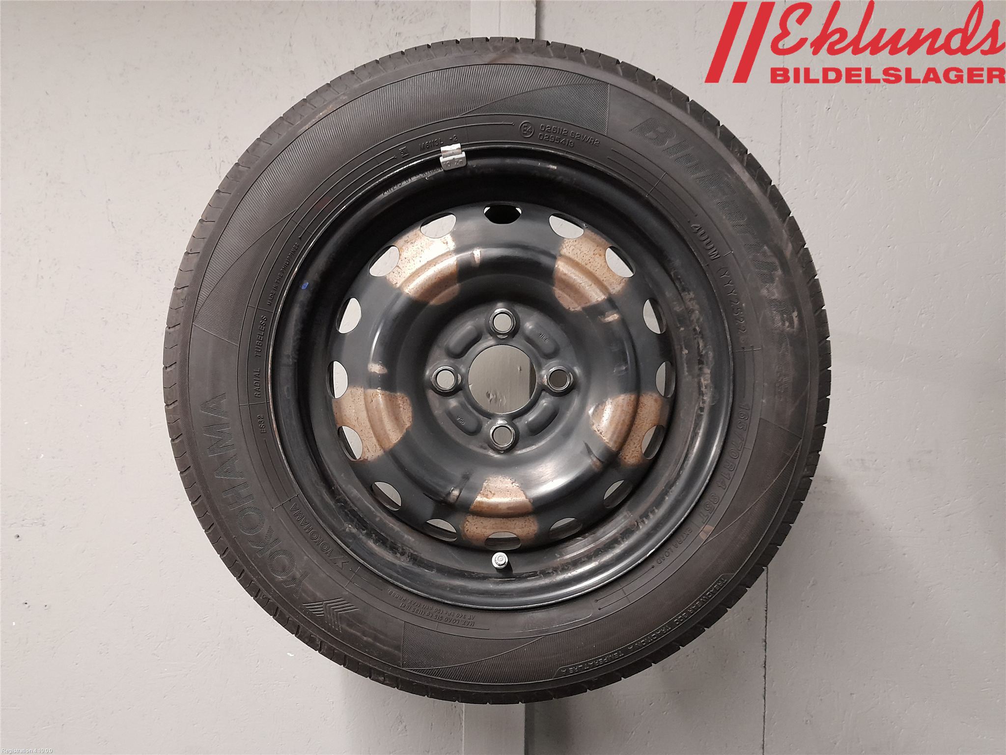 Nissan MICRA 11-16 Sommardäck Plåtfälg 4St