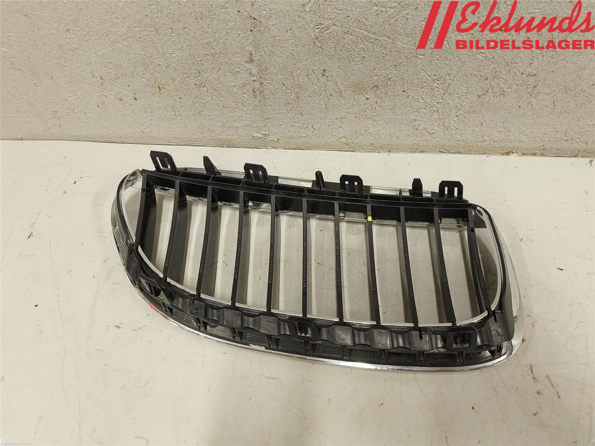 BMW 6 E63/64    02-10 Grilldel Mitt