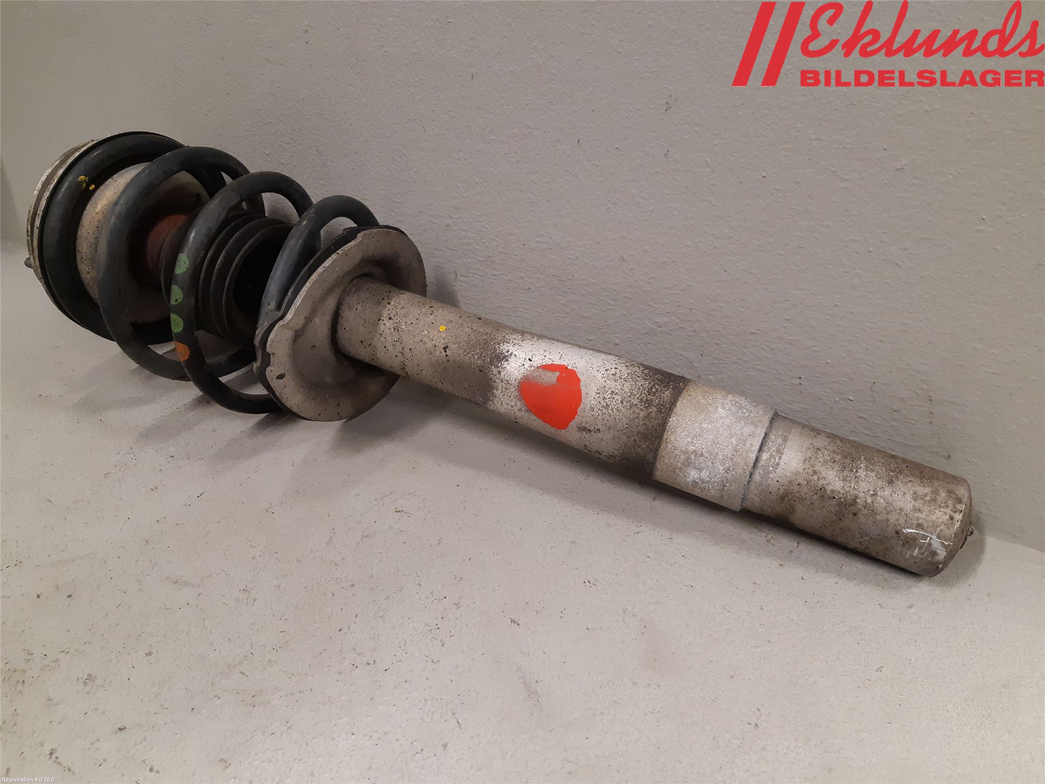 BMW 6 E63/64    02-10 Fjäderben Fram Vänster