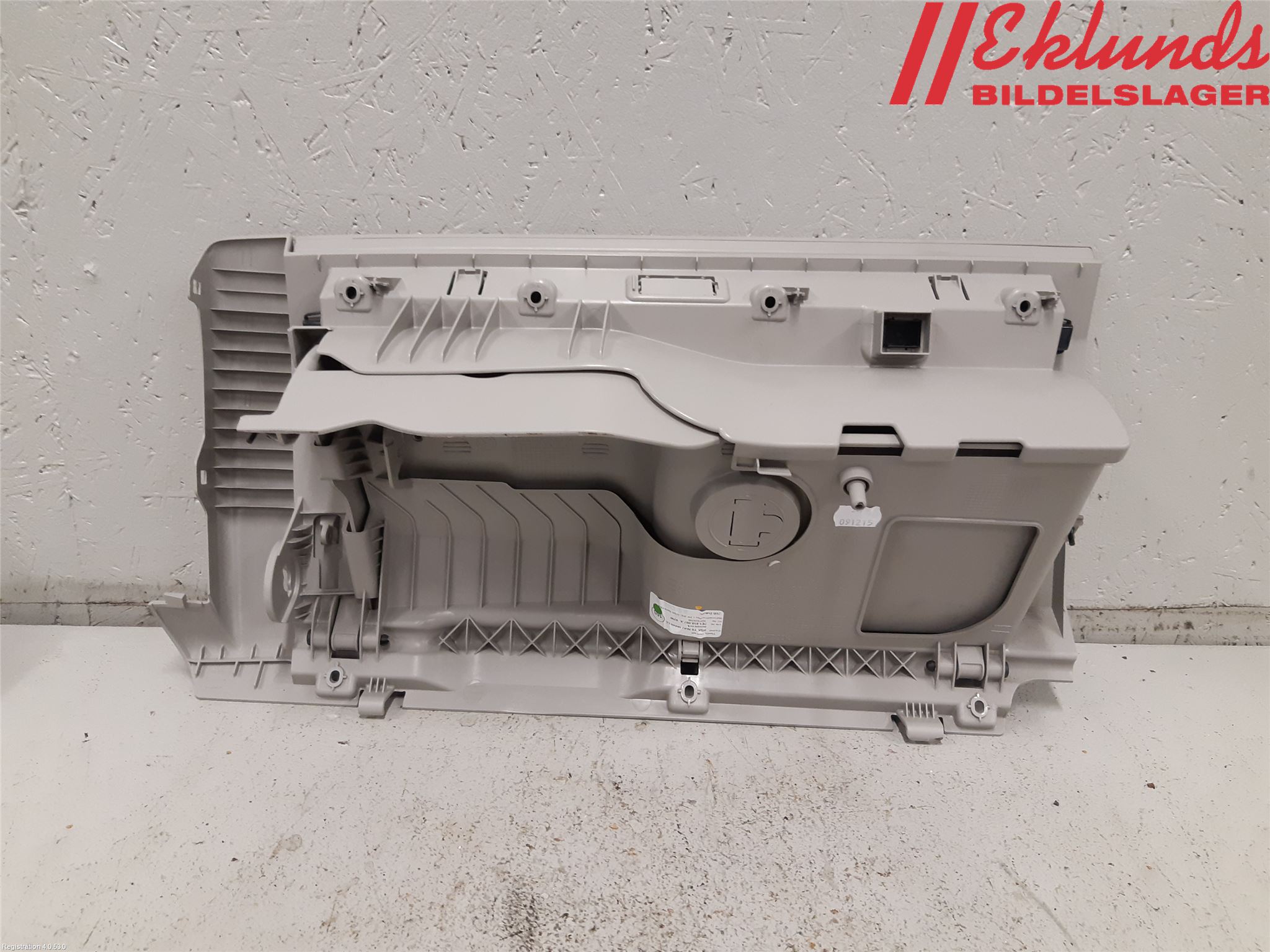 Volkswagen VW TRANSP/CARAVELLE (T6) 16-22 Handskfack