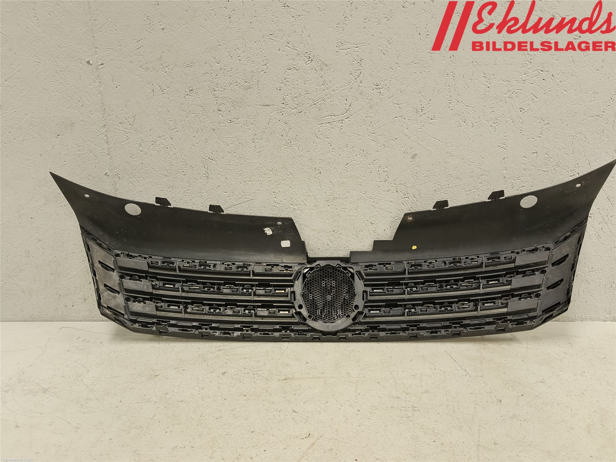 Volkswagen VW PASSAT 11-14 Grill Komp