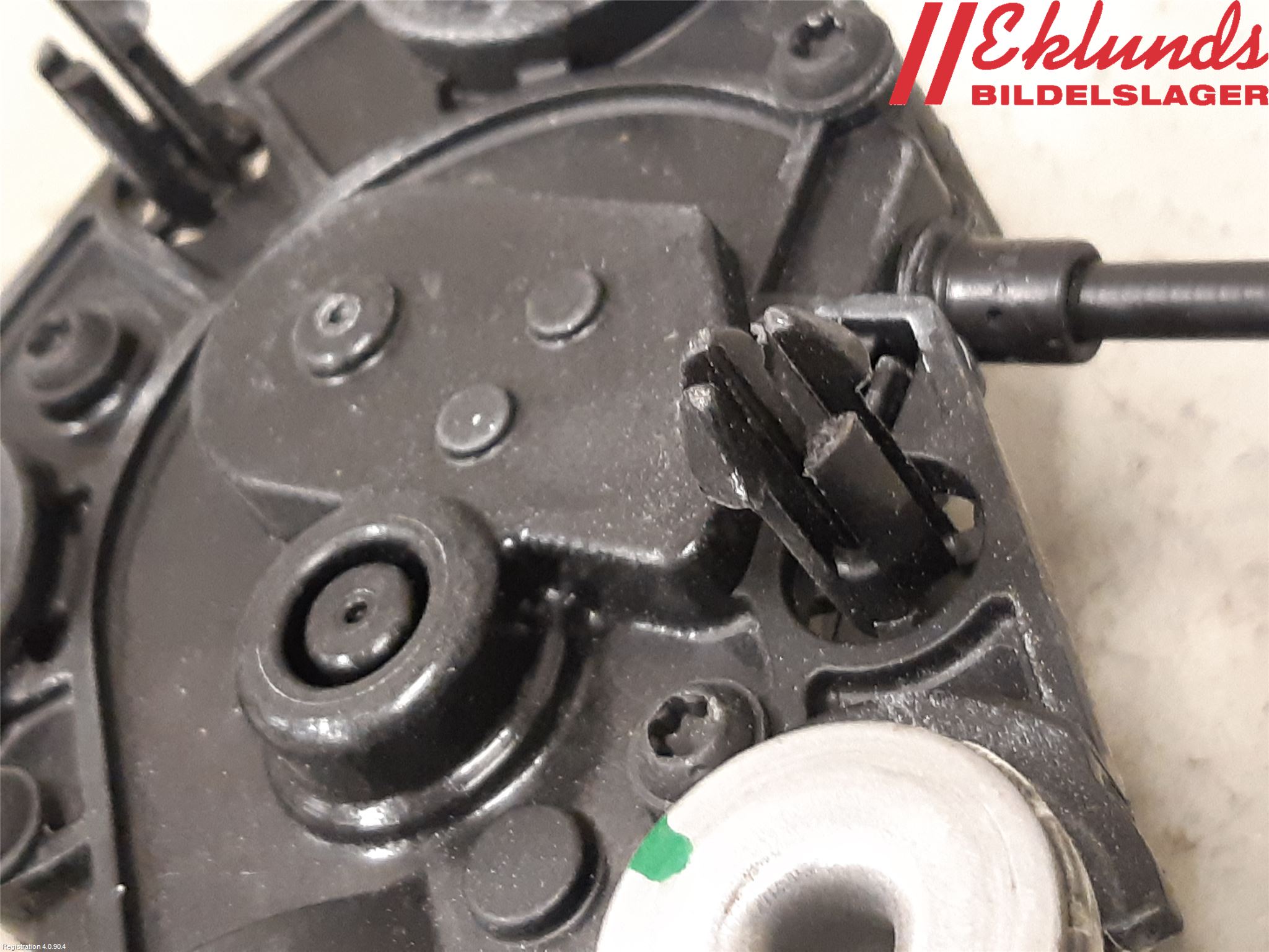 Volvo XC60 18- Låskista Baklucka