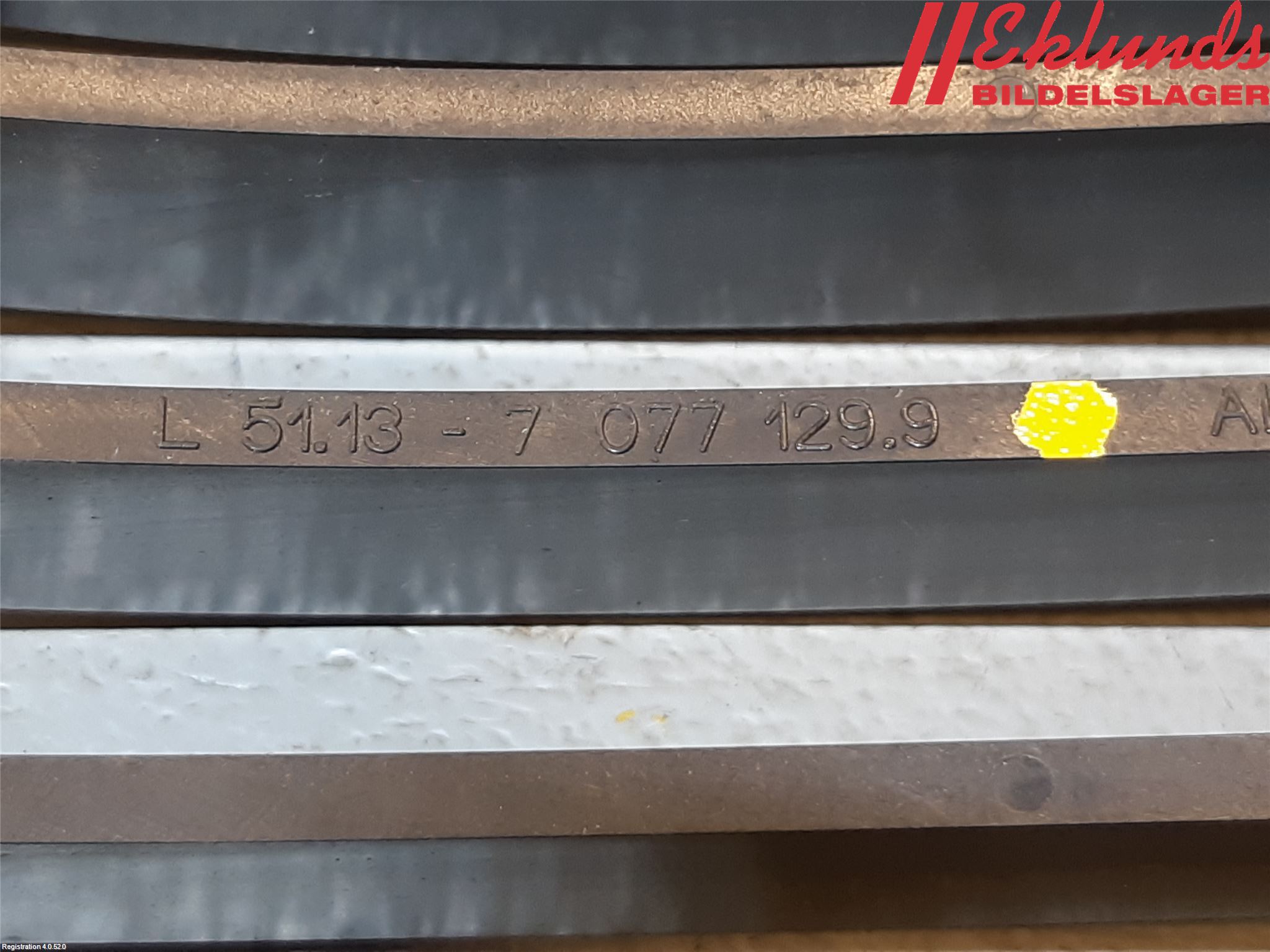 BMW 1 E87/81 5D/3D 03-11 Grilldel Vänster