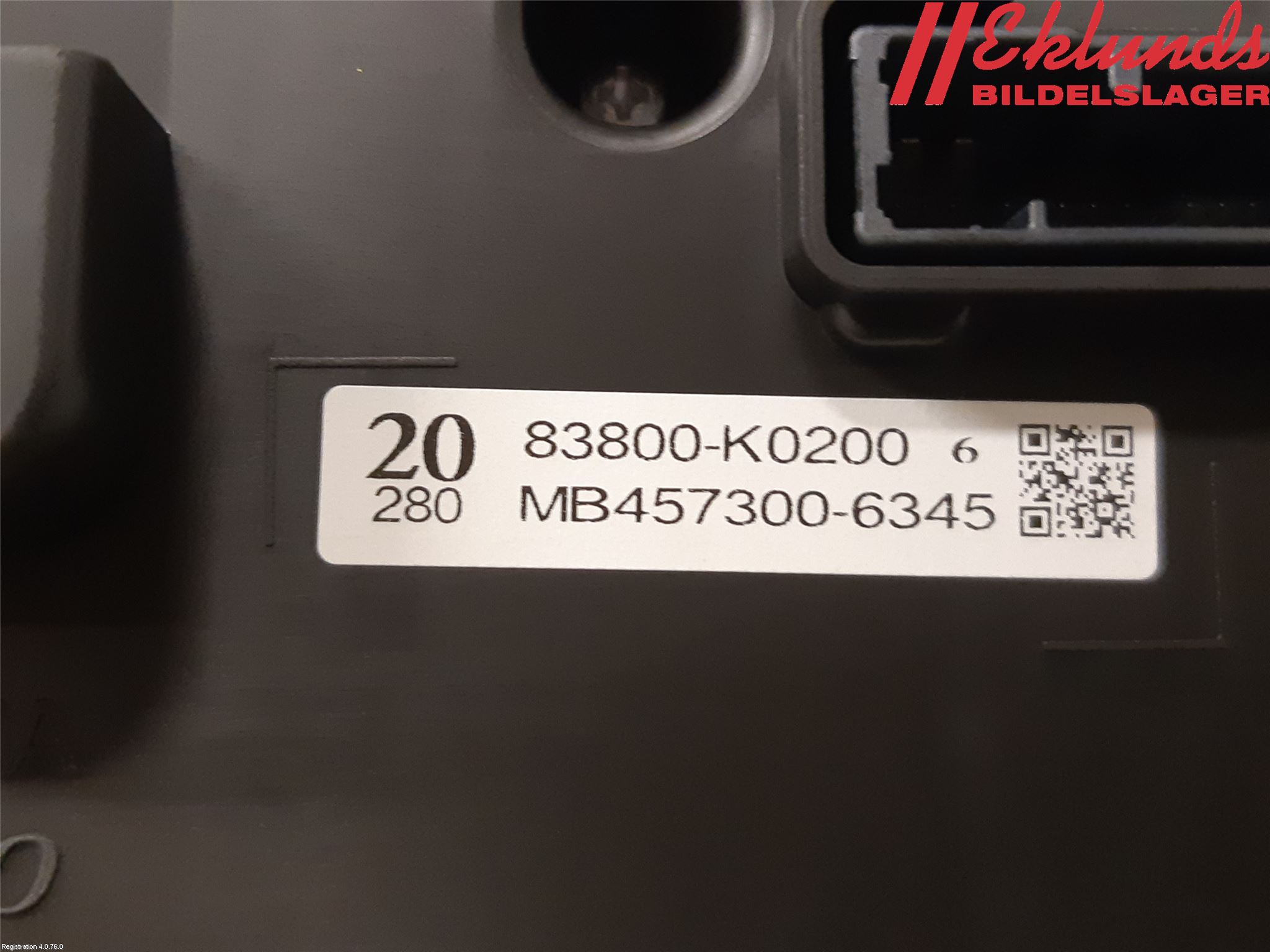 Toyota YARIS XP21 20- Instrument Komb