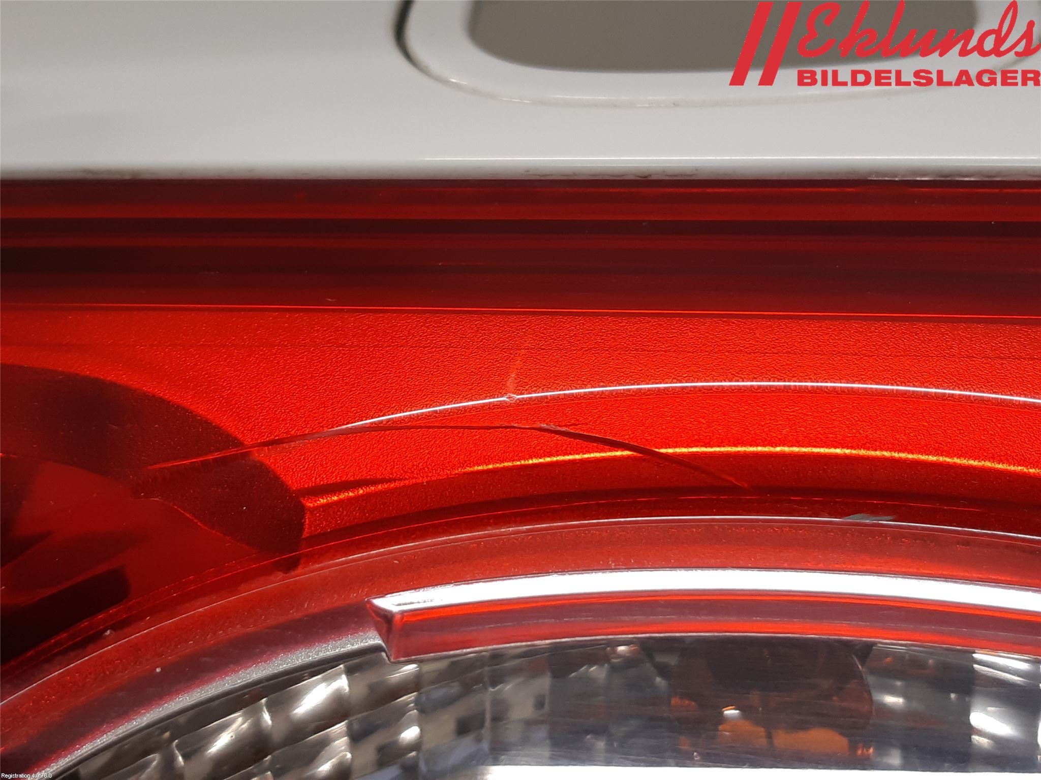 Opel VIVARO 01-14 Bakljus Höger