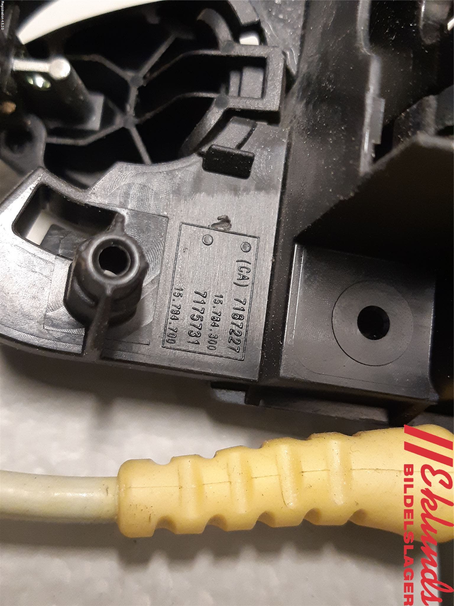 BMW 5 F10/F11/F18 09-17 Dörrhandtag Yttre Vä