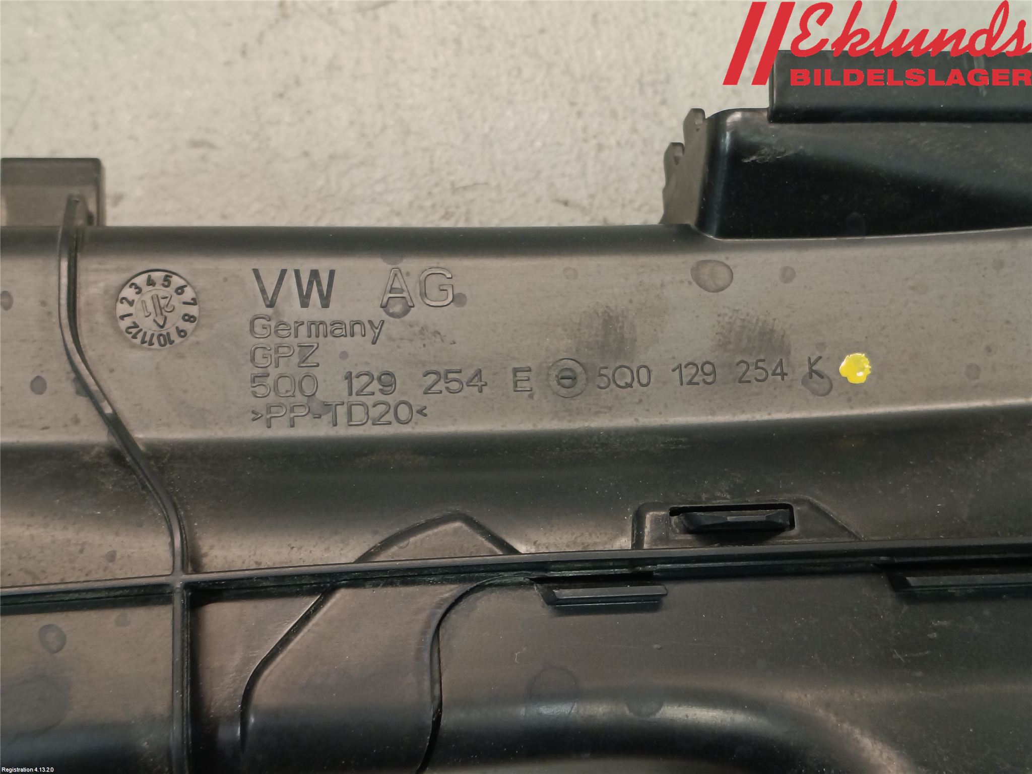 Volkswagen VW T-ROC 18- Deflektor Plåt-Plast Kylning