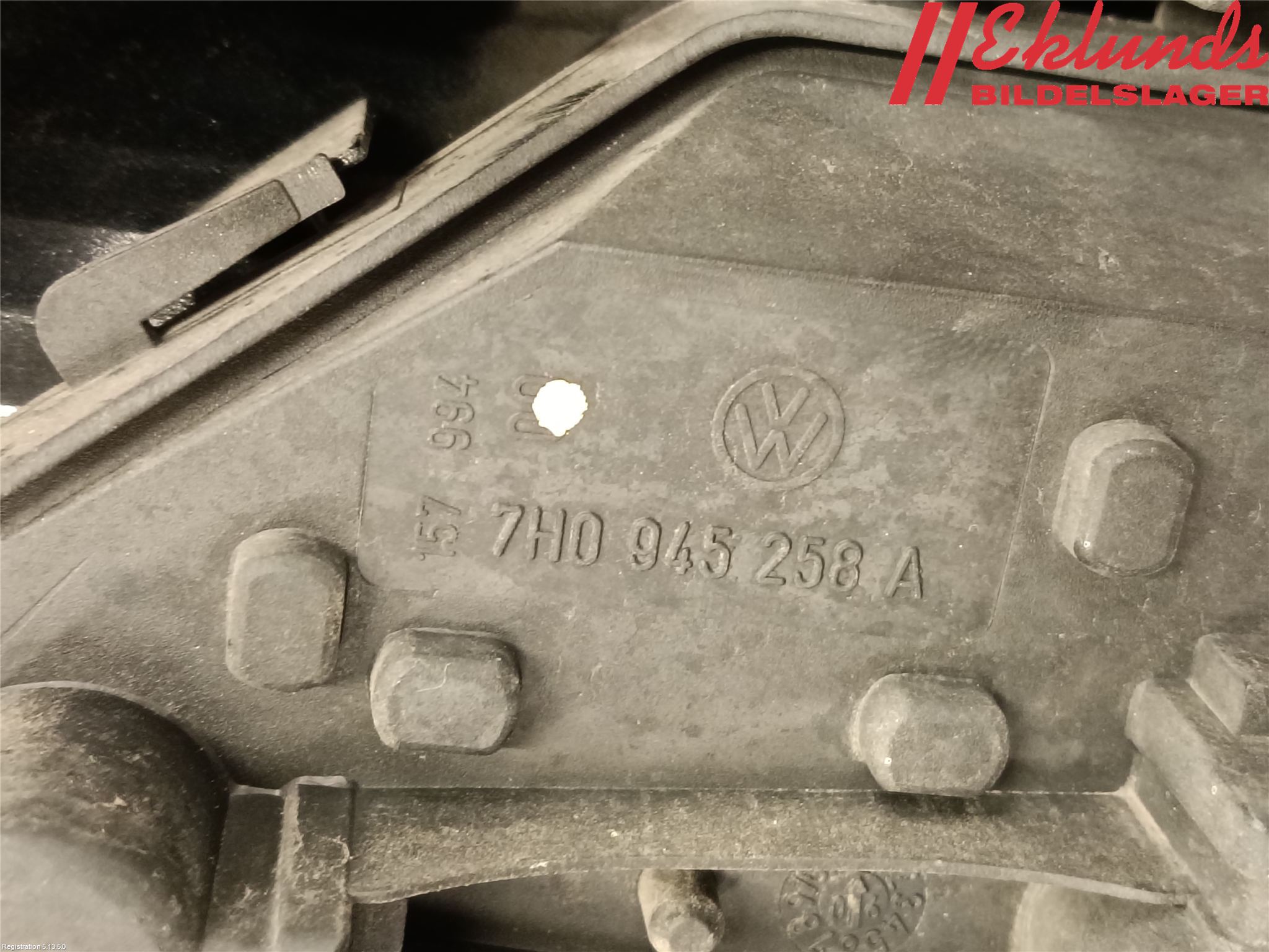 Volkswagen VW TRANSP/CARAVELLE (T5) 04-15 Bakljus Höger